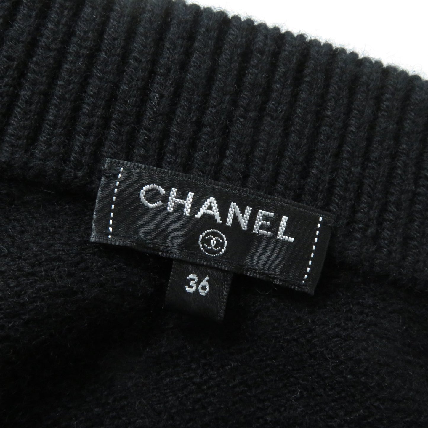Chanel Knit P62881 Main