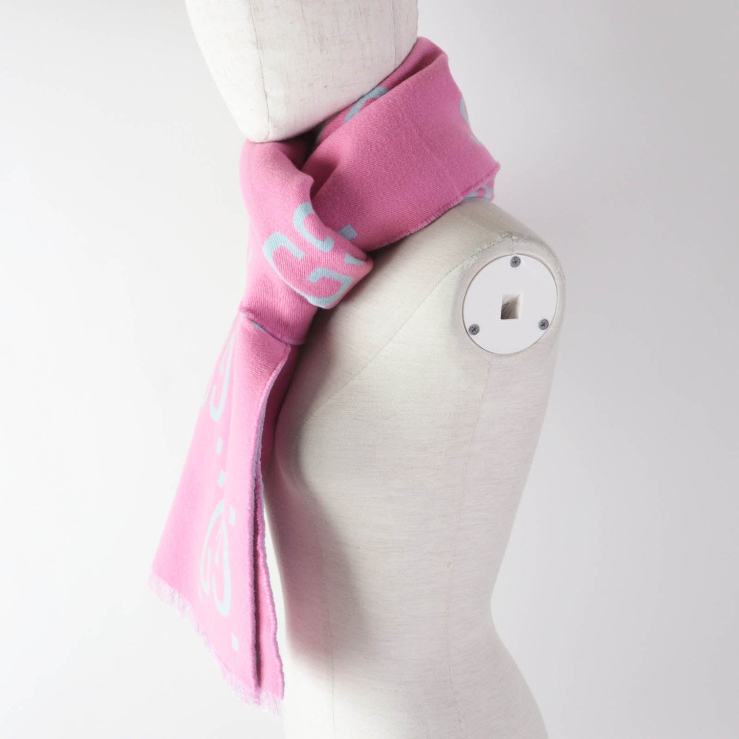 Gucci Scarf 505395 Main