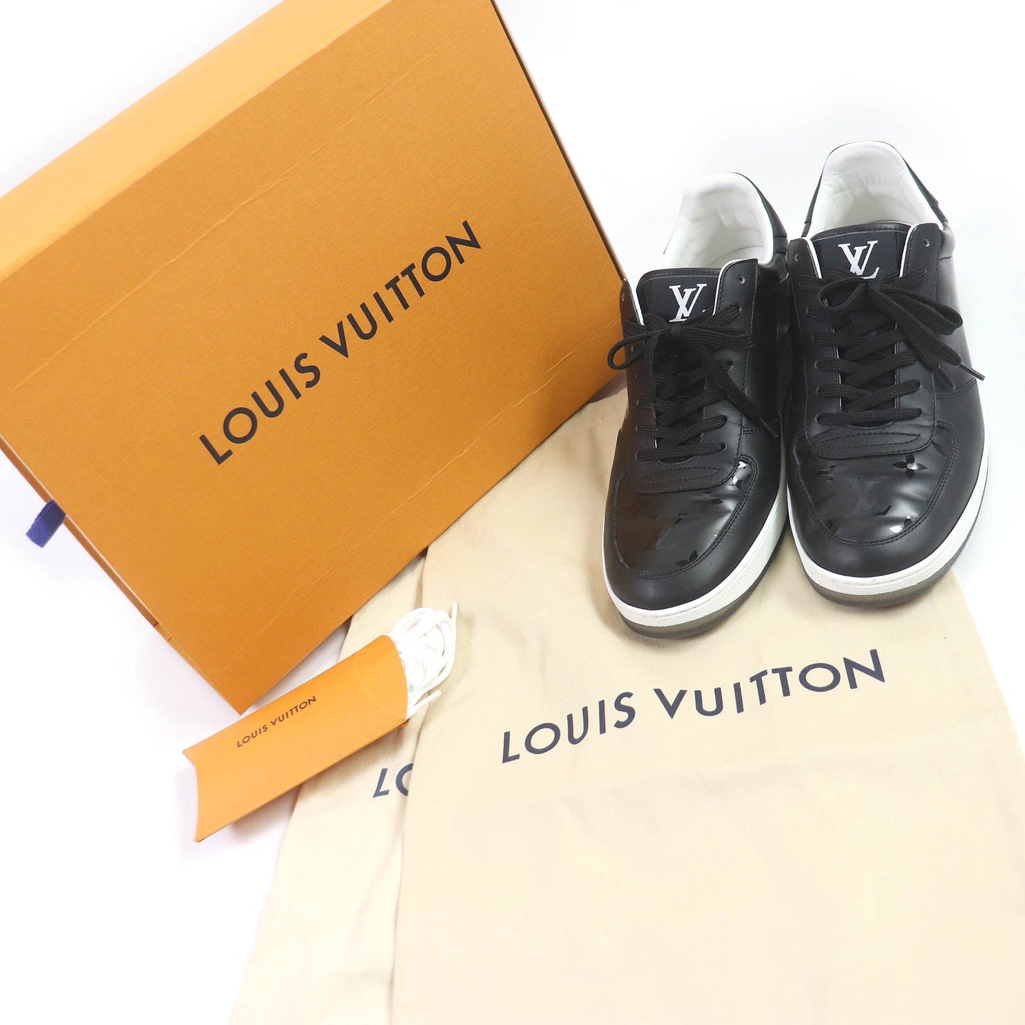Louis Vuitton Low Cut Sneakers Main