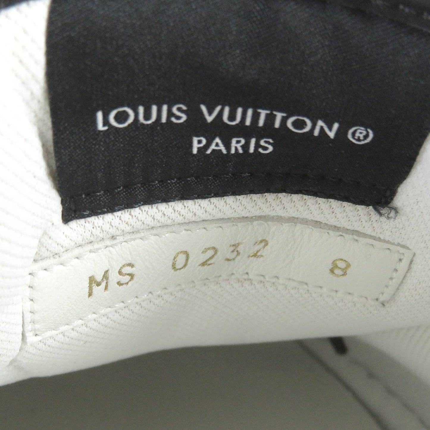 Louis Vuitton Low Cut Sneakers Main