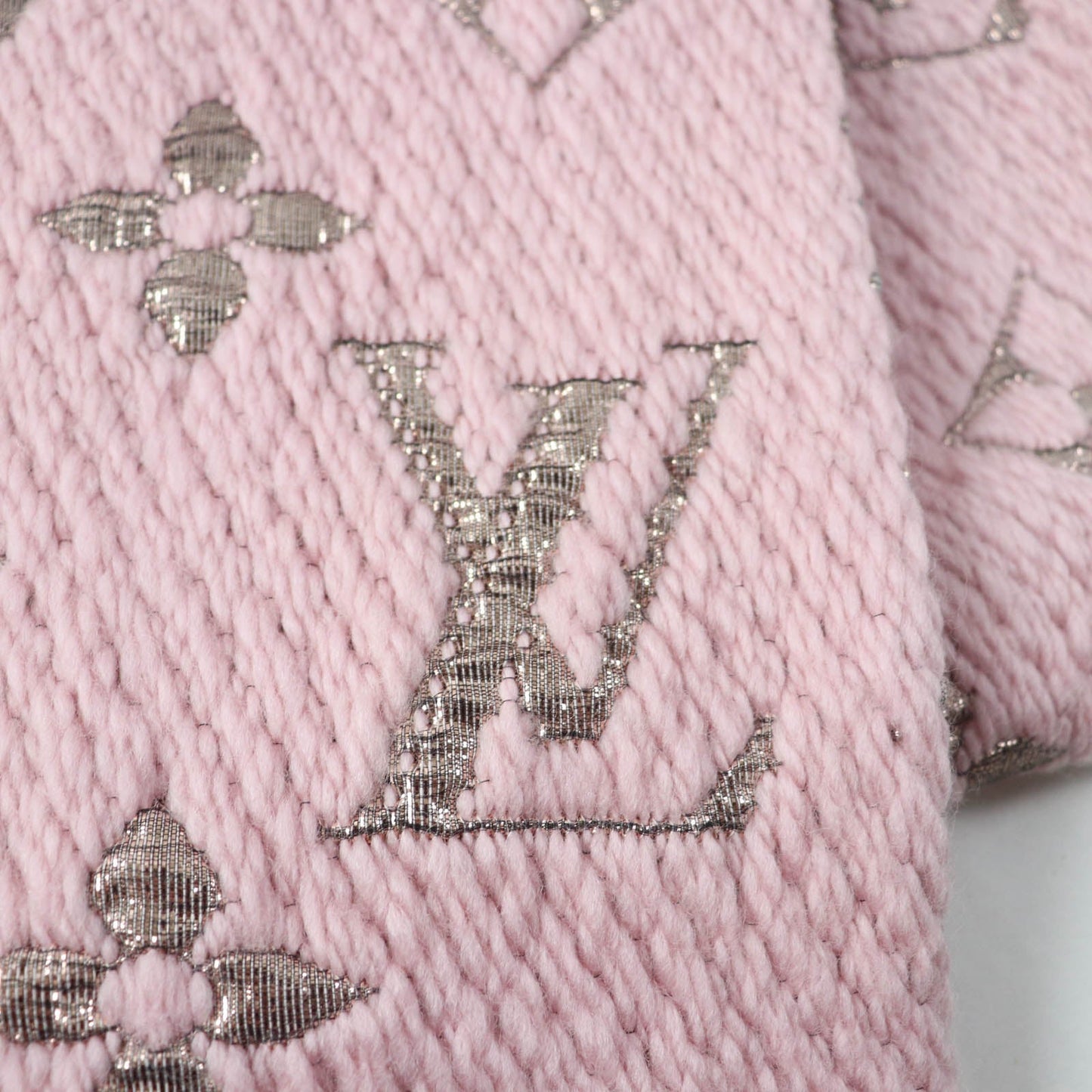 Louis Vuitton Scarf M70466 Main