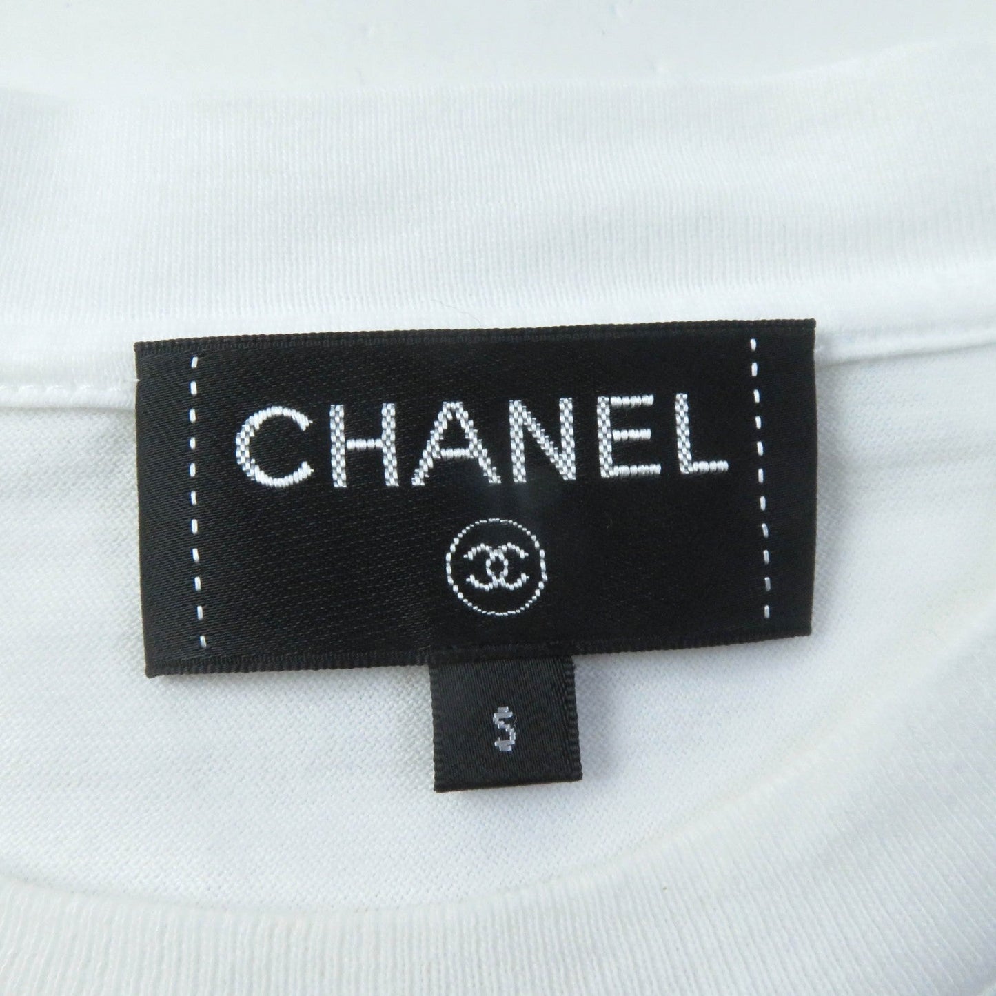 Chanel Cut P63300 Main