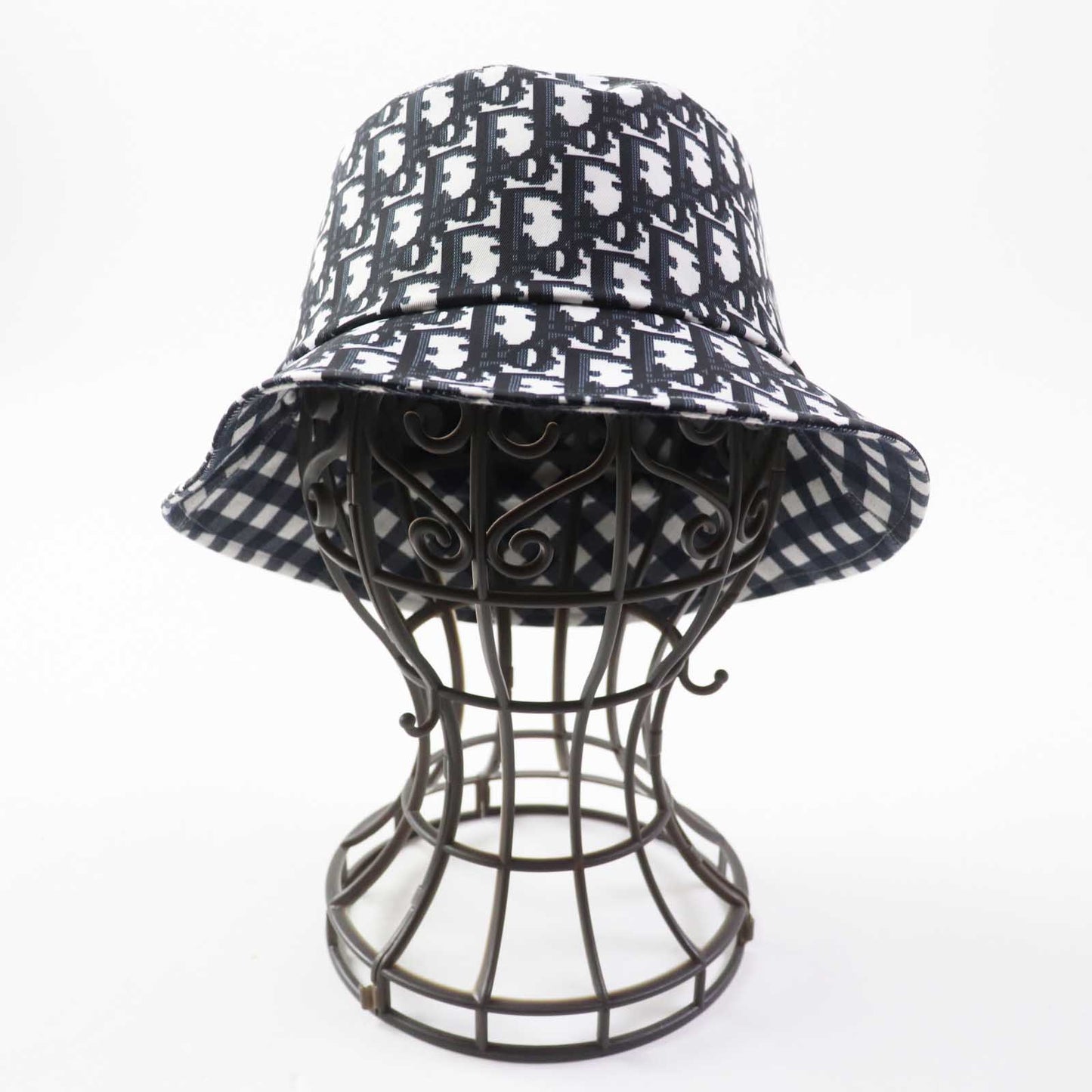 Christian Dior Hat 22Vic923I130 Main