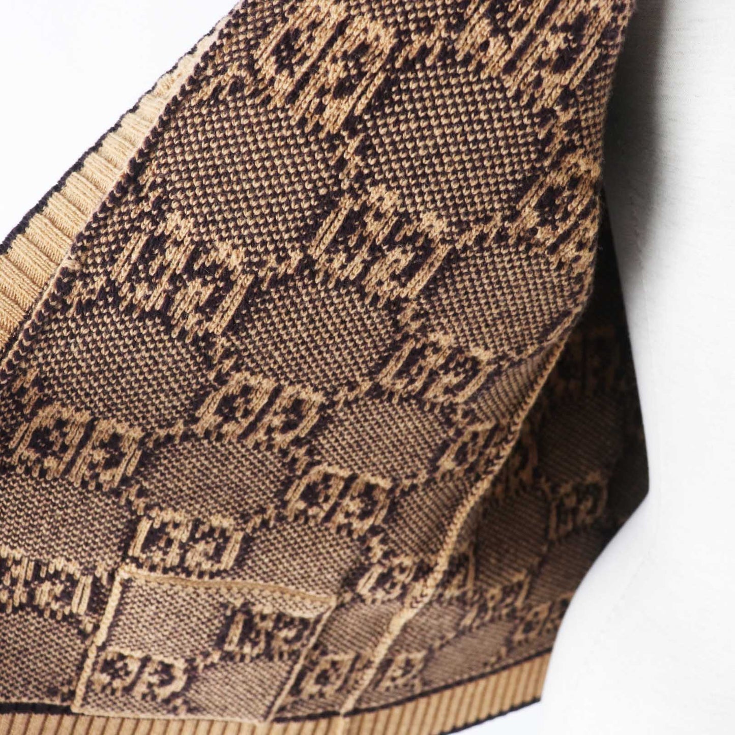 Gucci Cardigan 713300 Main
