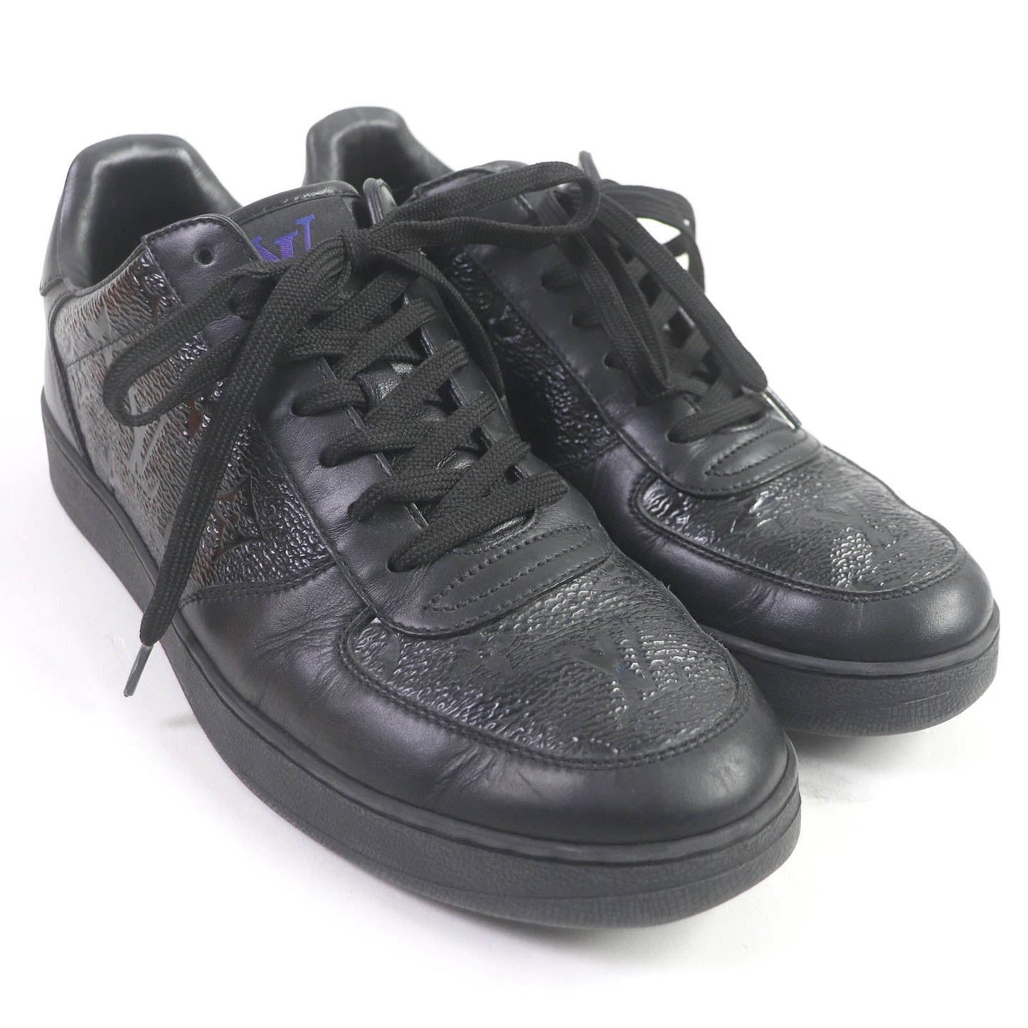 Louis Vuitton Low Cut Sneakers Main