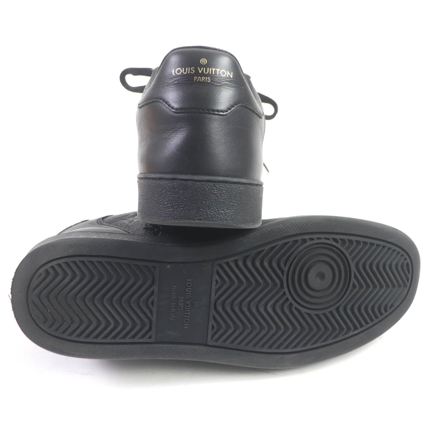 Louis Vuitton Low Cut Sneakers Main