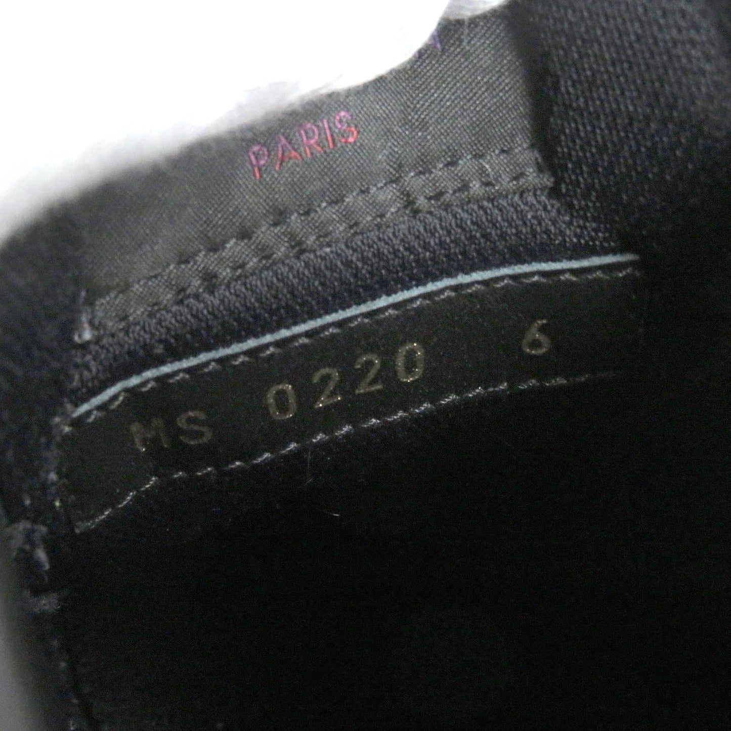 Louis Vuitton Low Cut Sneakers Main