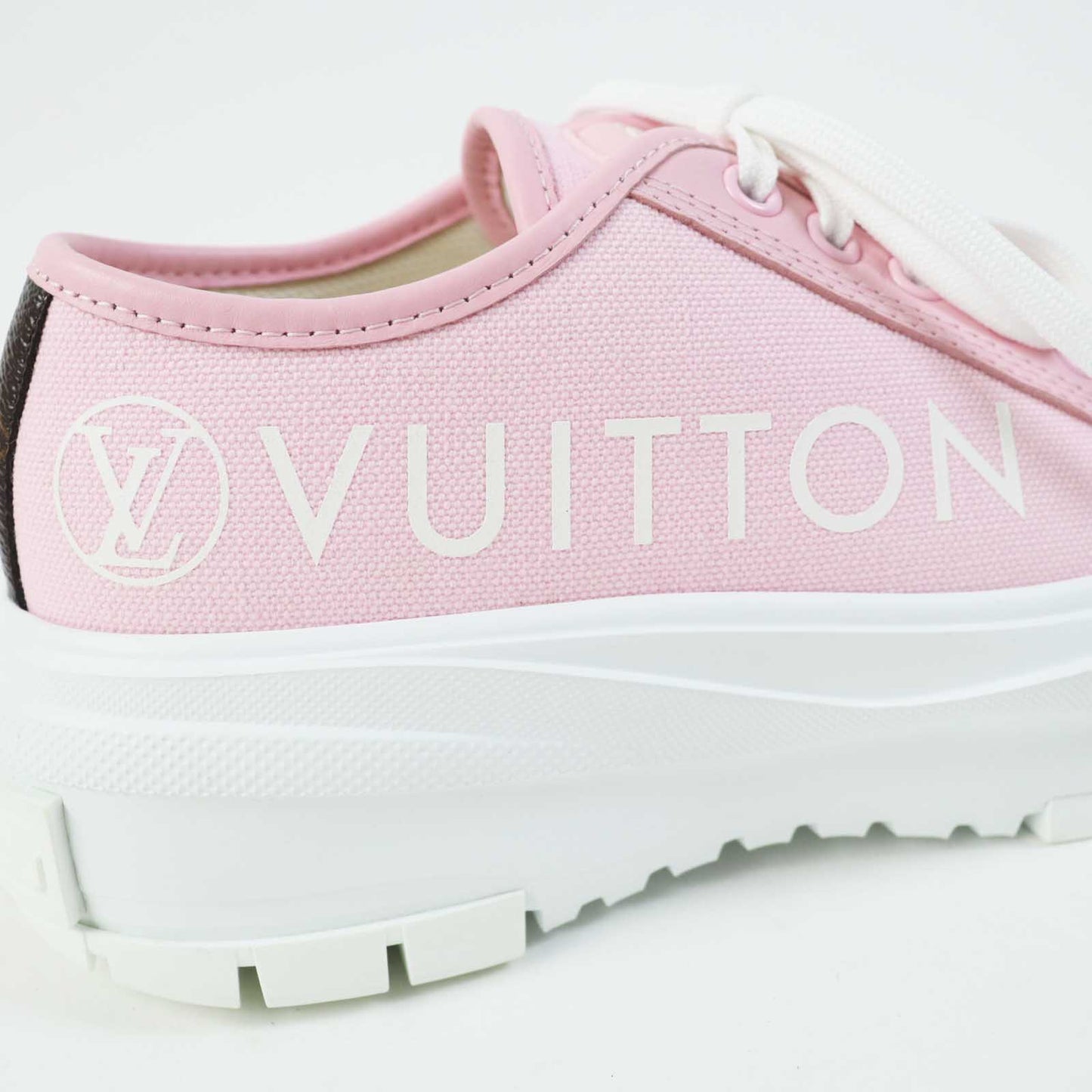 Louis Vuitton Sneakers Main