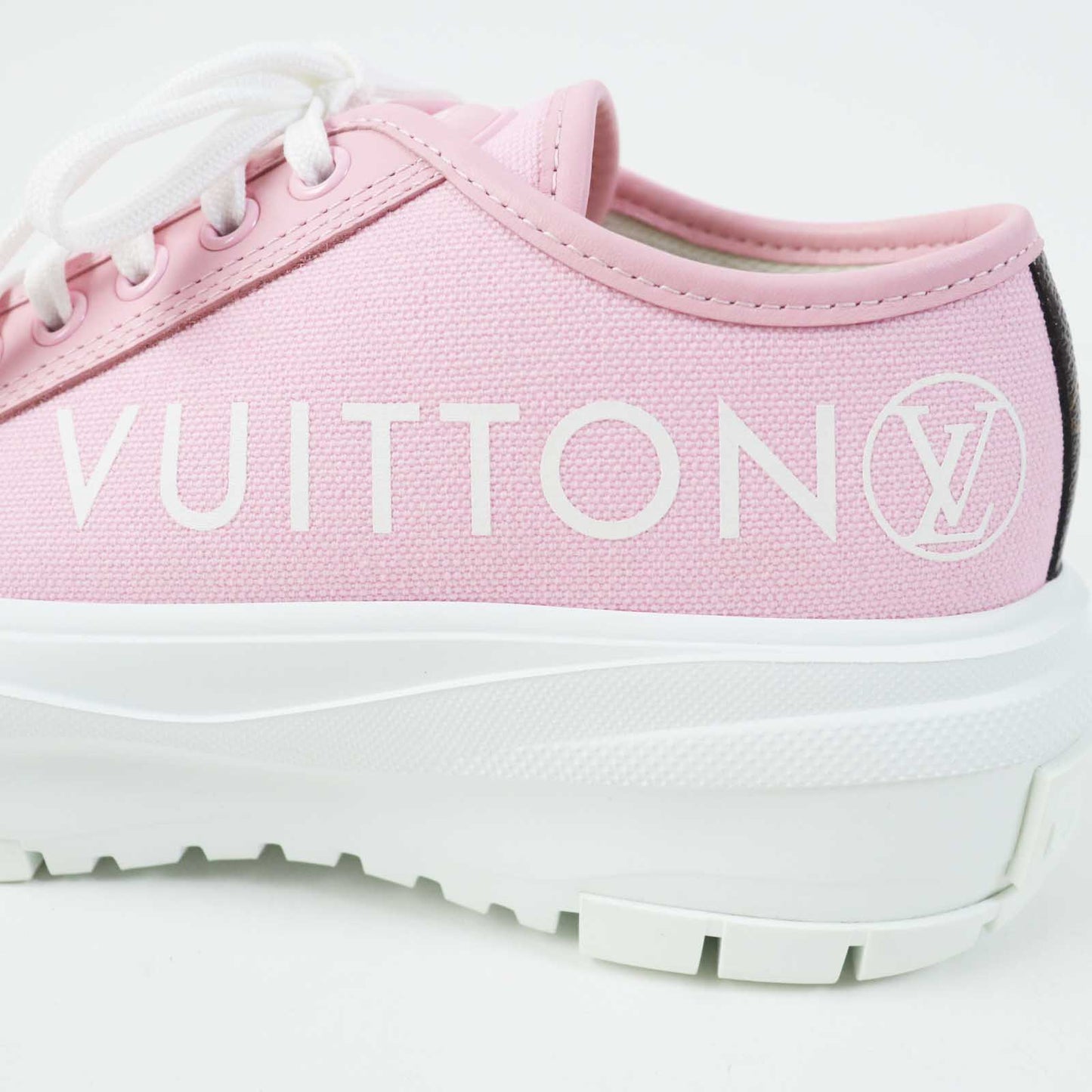Louis Vuitton Sneakers Main