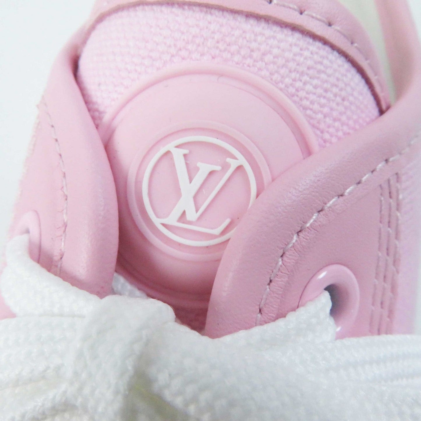 Louis Vuitton Sneakers Main