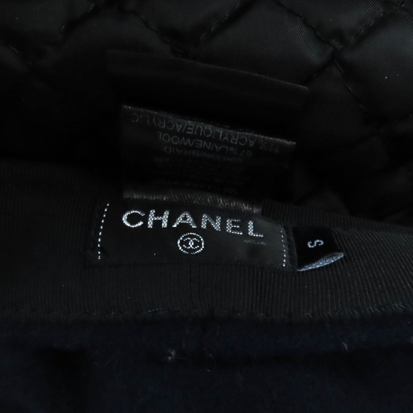 Chanel Casquette 19V Outer
