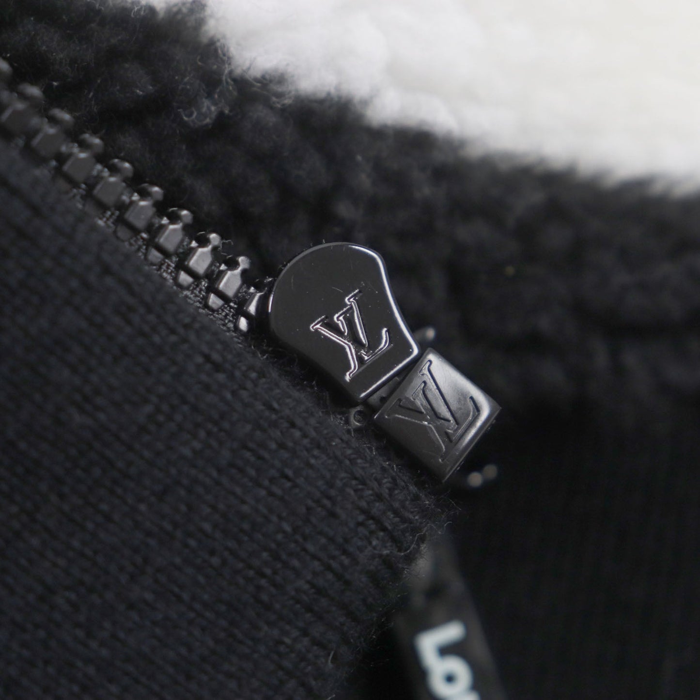 Louis Vuitton Nylon Jacket Hqy18W Outer
