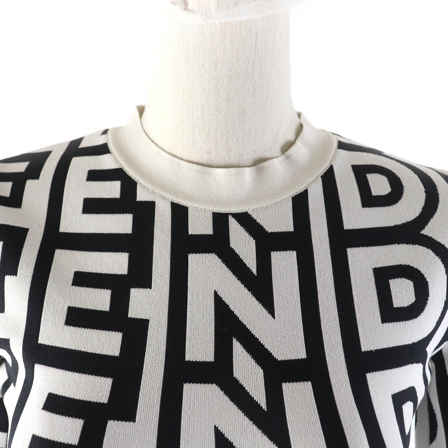 Fendi One Piece Fzd917 Main