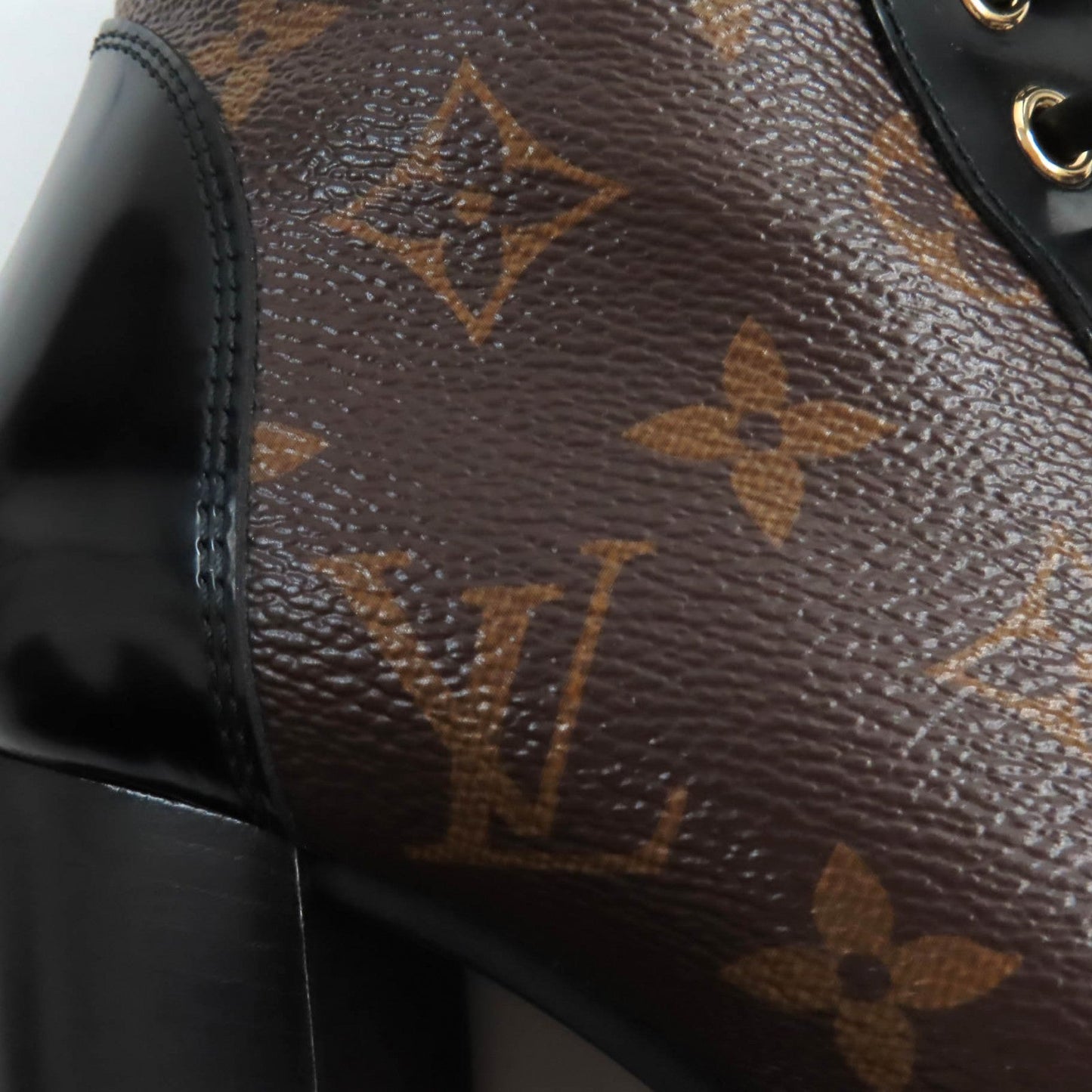 Louis Vuitton Ankle Boots Main