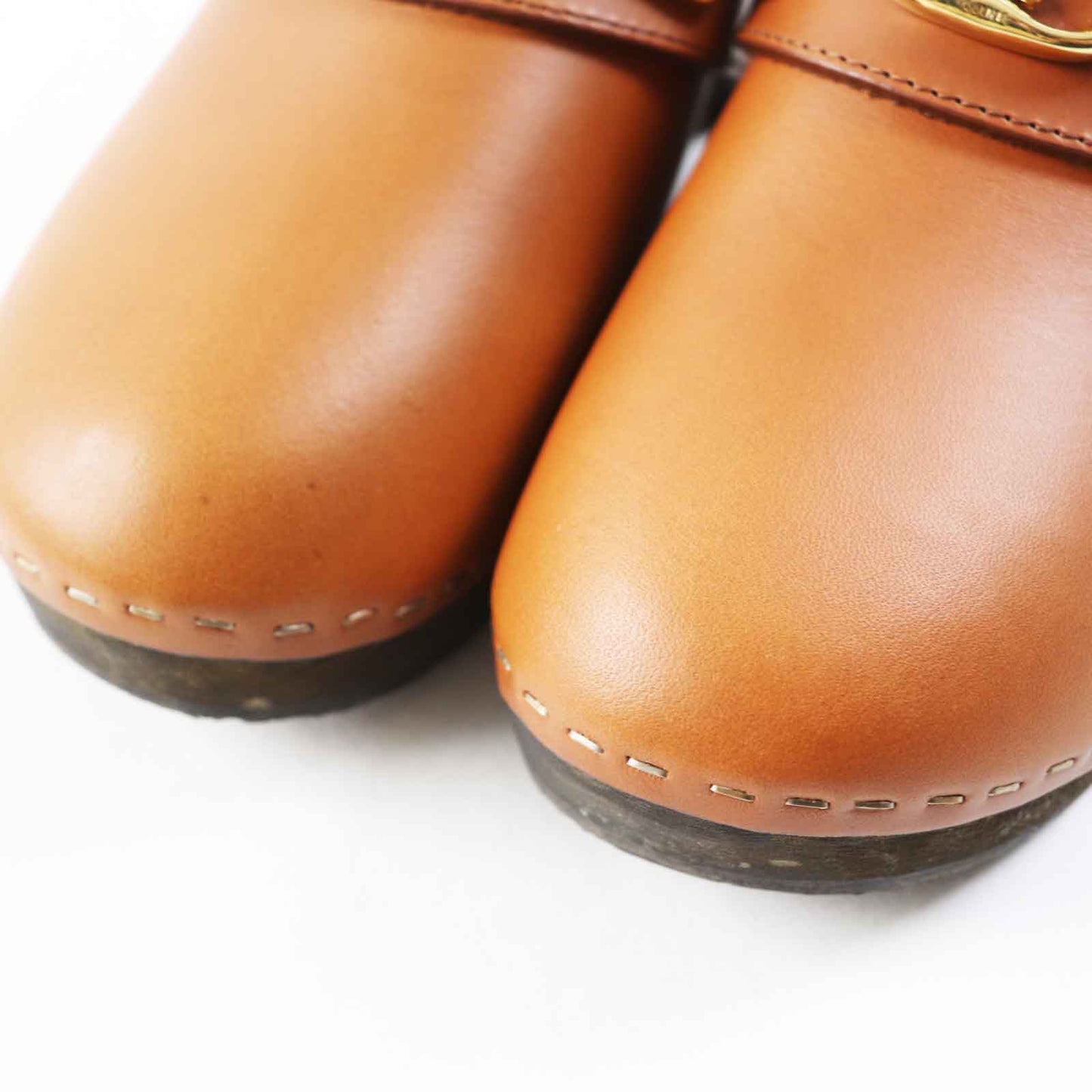 Celine Mule Main