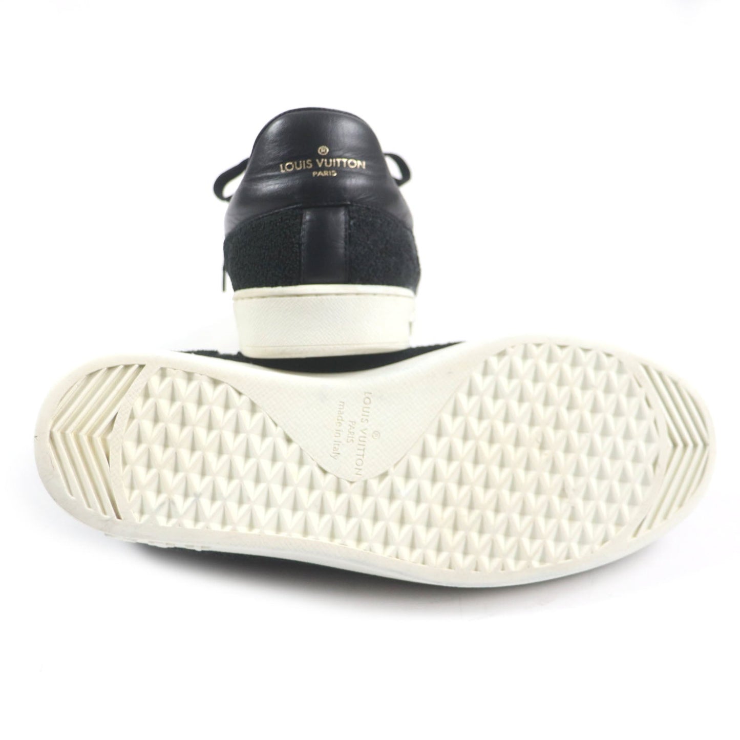Louis Vuitton Low Cut Sneakers Main