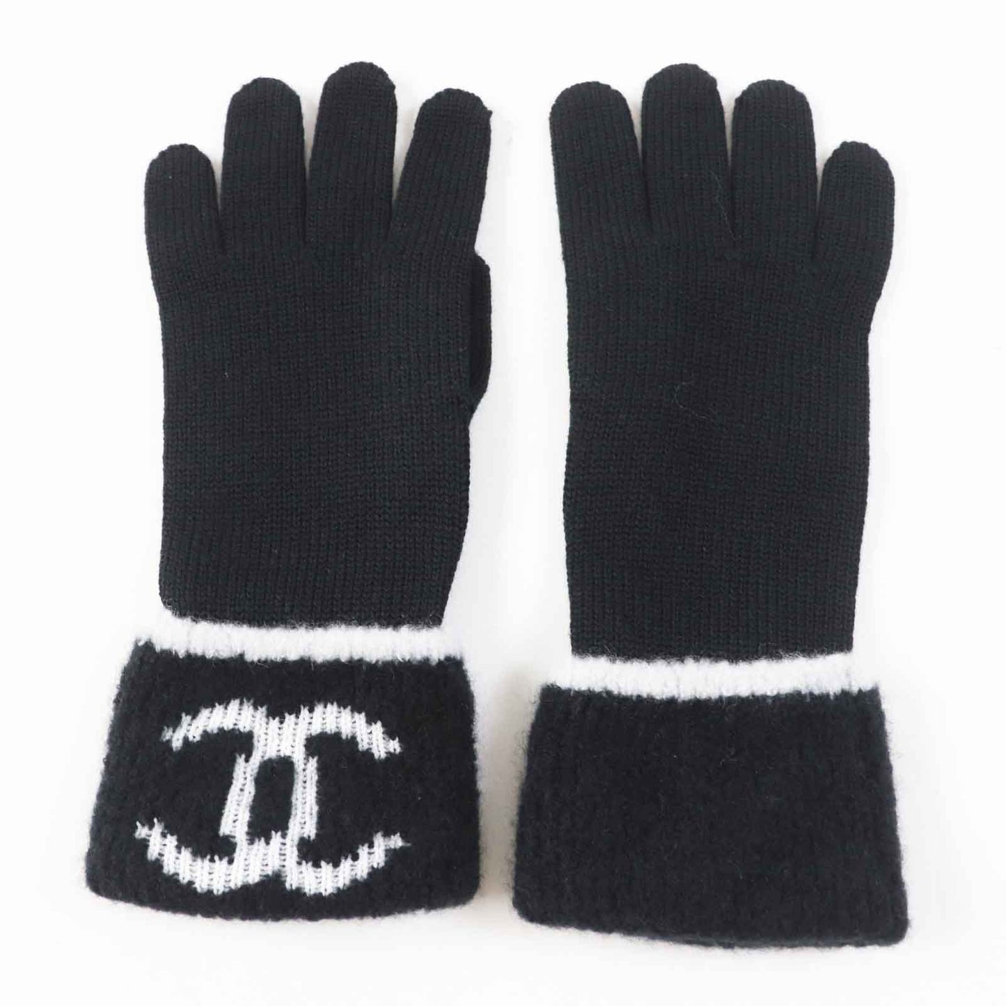 Chanel Gloves Main