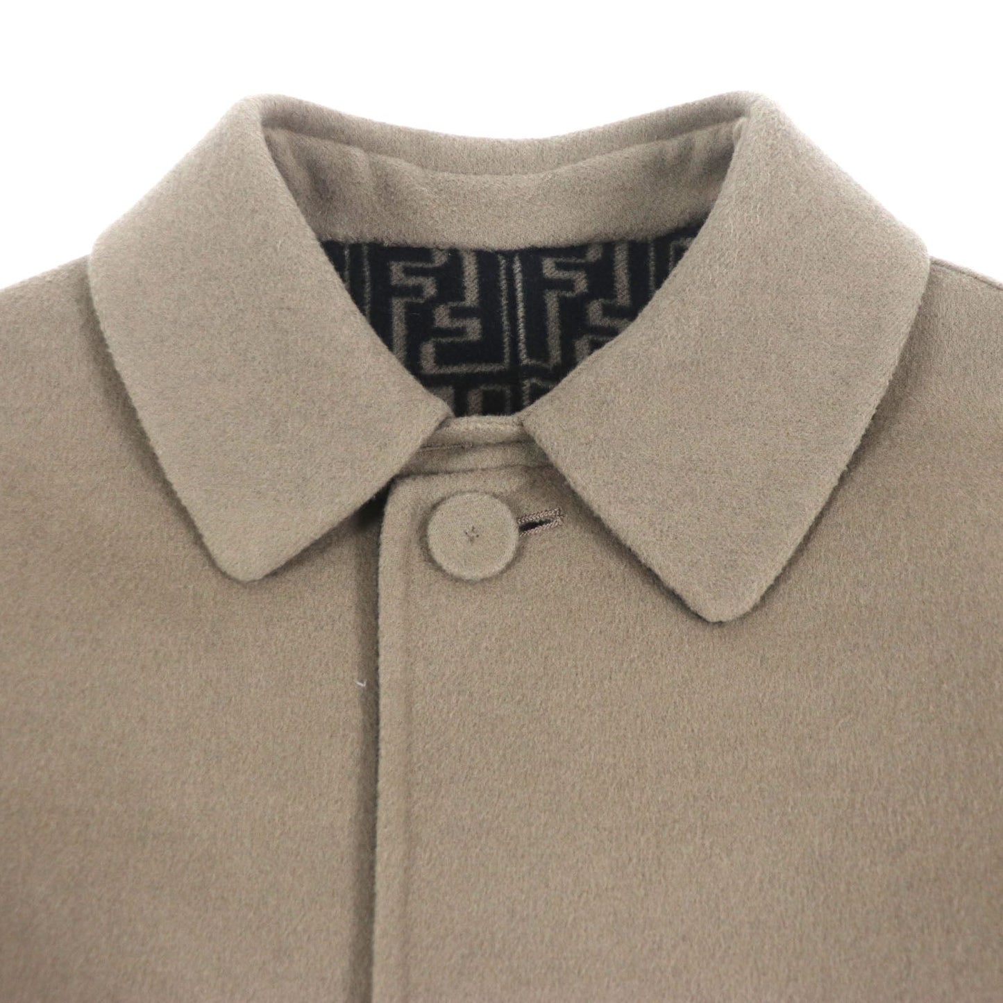Fendi Trench Coat Ff0667 Al57 Main