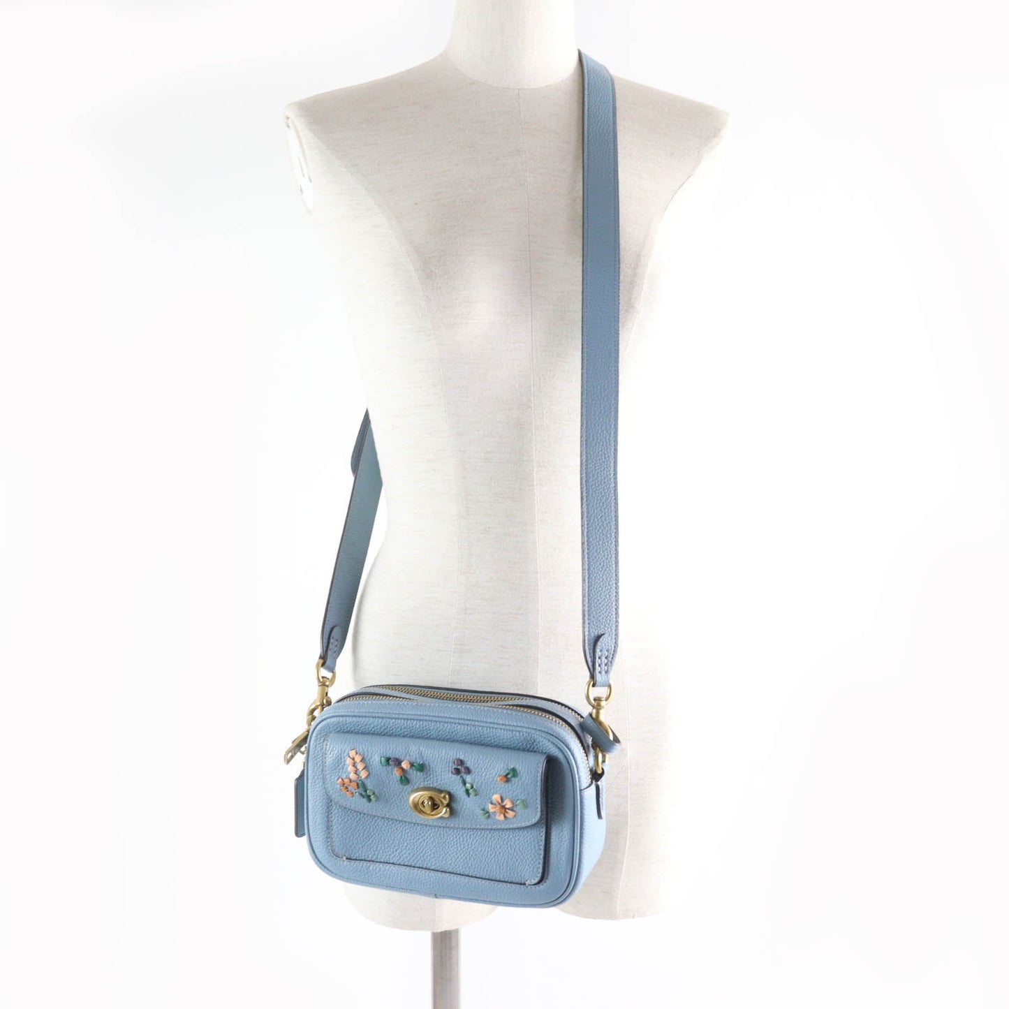 Coach Shoulder Bag C3881 Main