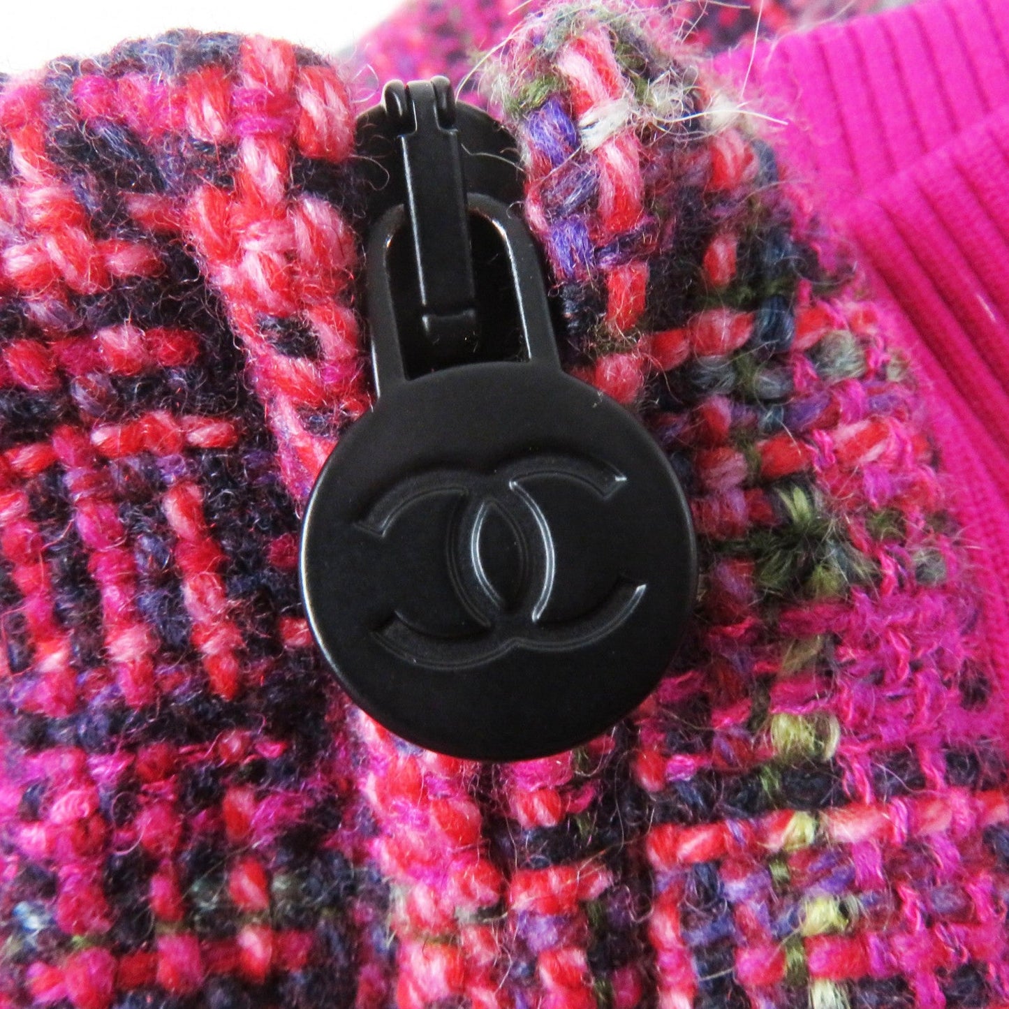 Chanel Down Jacket P59432 Outer