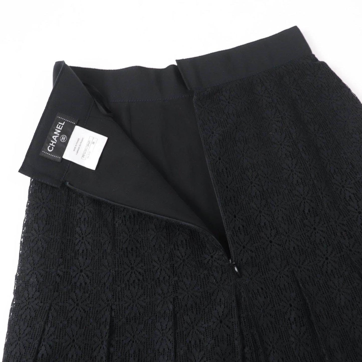 Chanel Pleated Skirt P51456V38481 Main