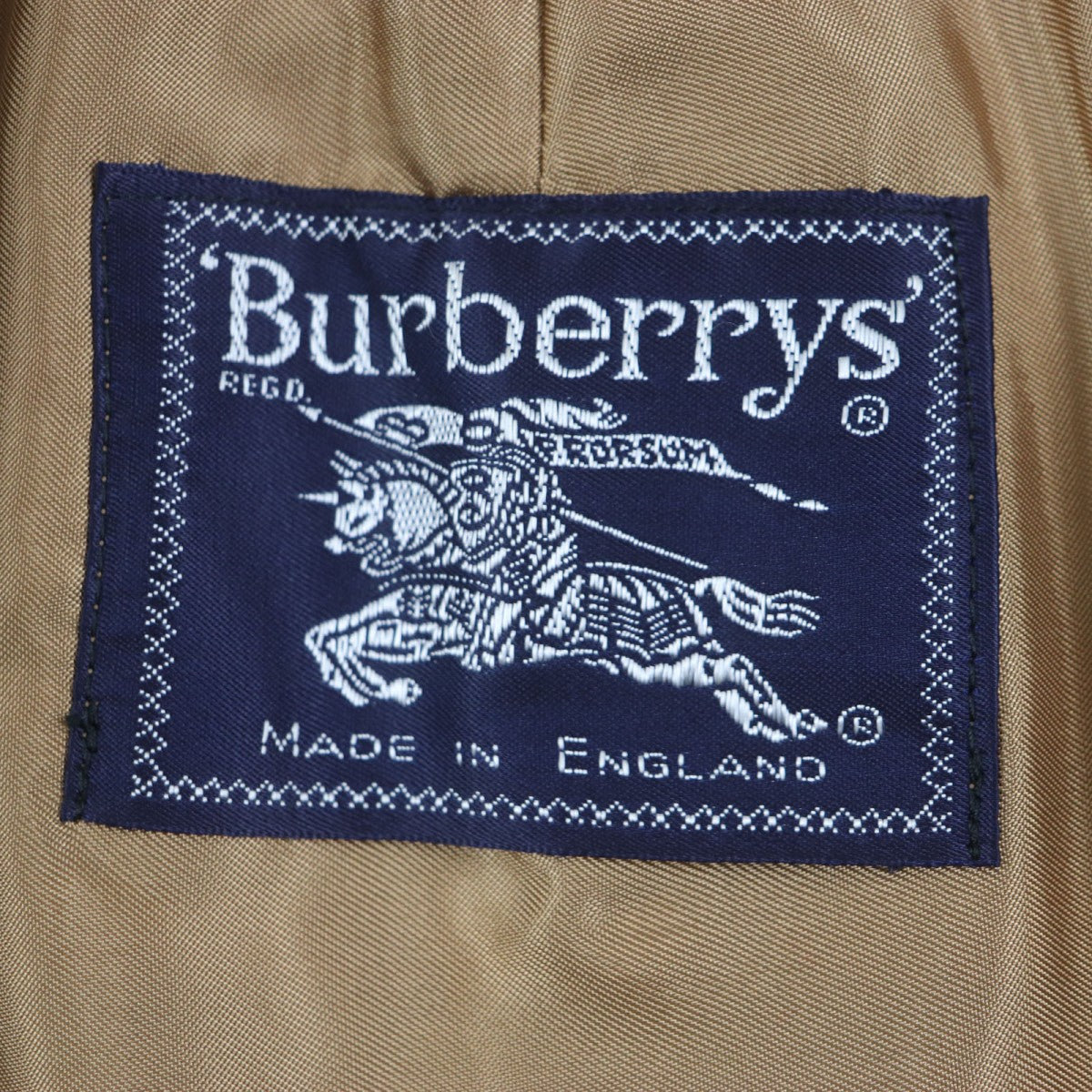 Burberry Stainless Collar Coat Outer