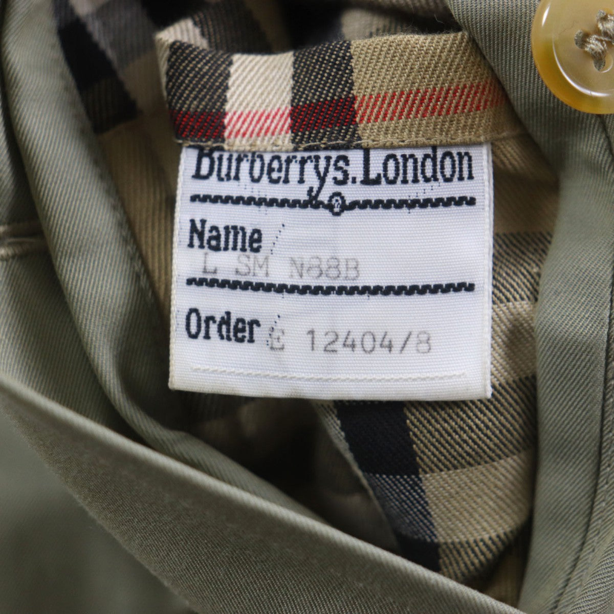 Burberry Stainless Collar Coat Outer