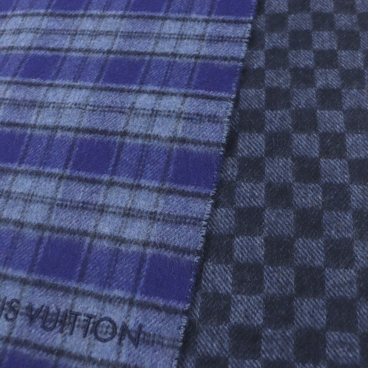 Louis Vuitton Scarf M73449 Main