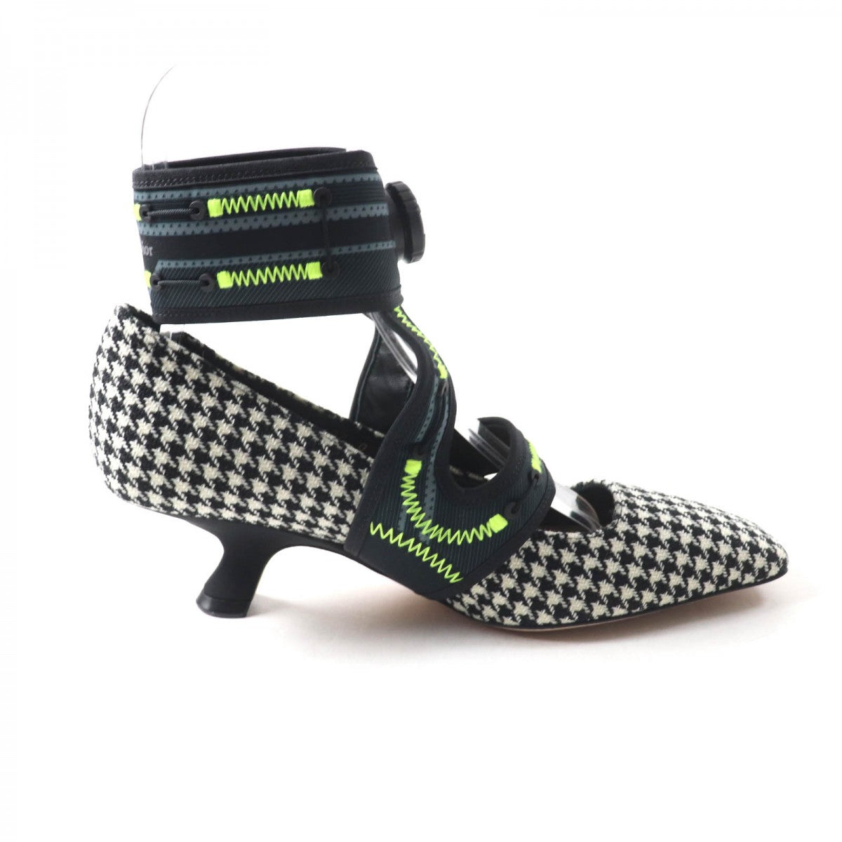 Christian Dior Pumps Houndstooth Weave (Wool), Ultra-Lightweight Neoprene Material, Leather Multi