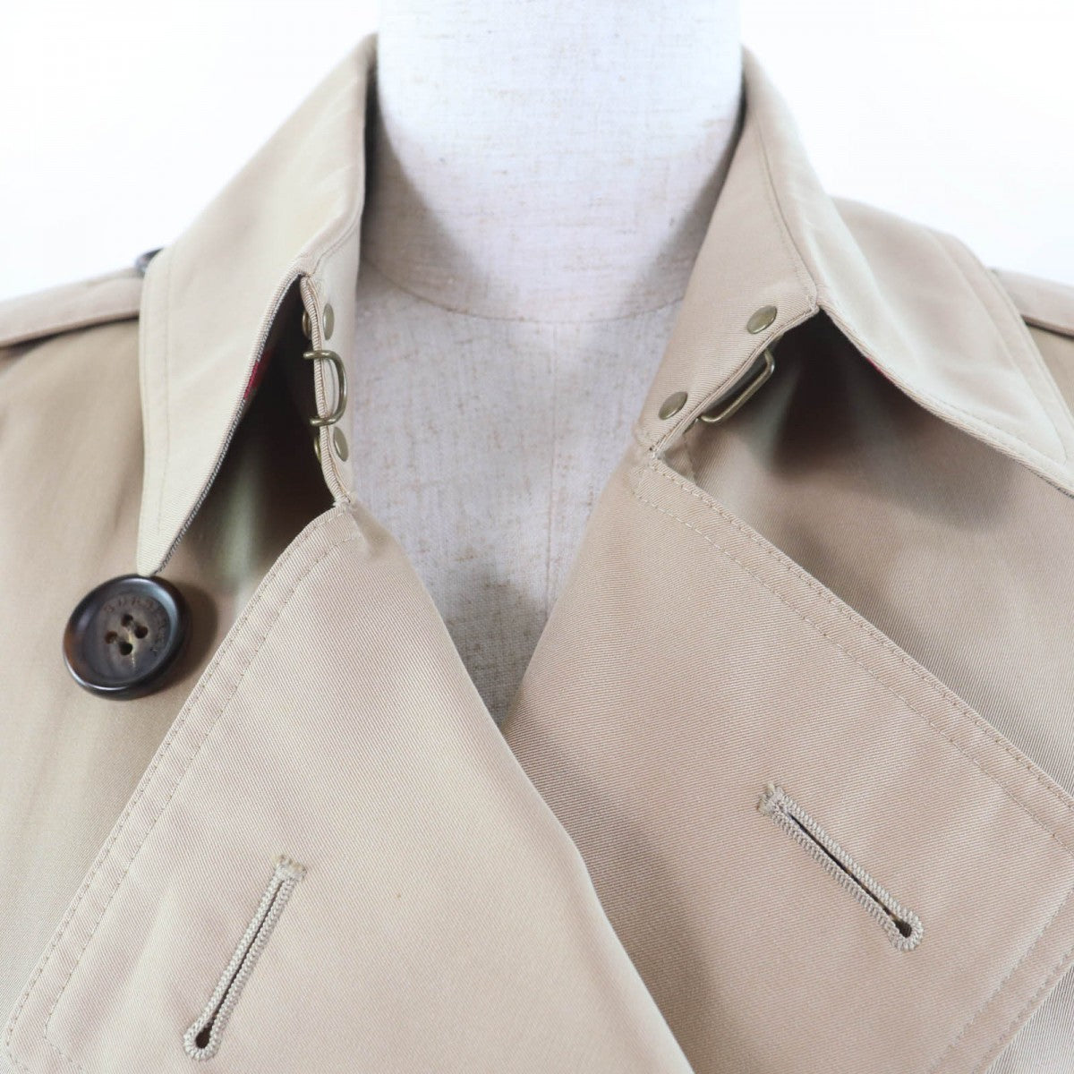 Burberry London Trench Coat B1A88-430-51 Main
