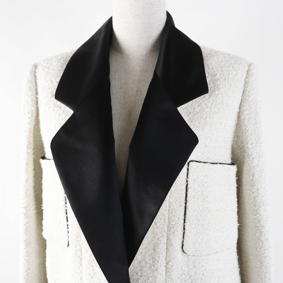 Chanel Jacket 22P P72420 Main