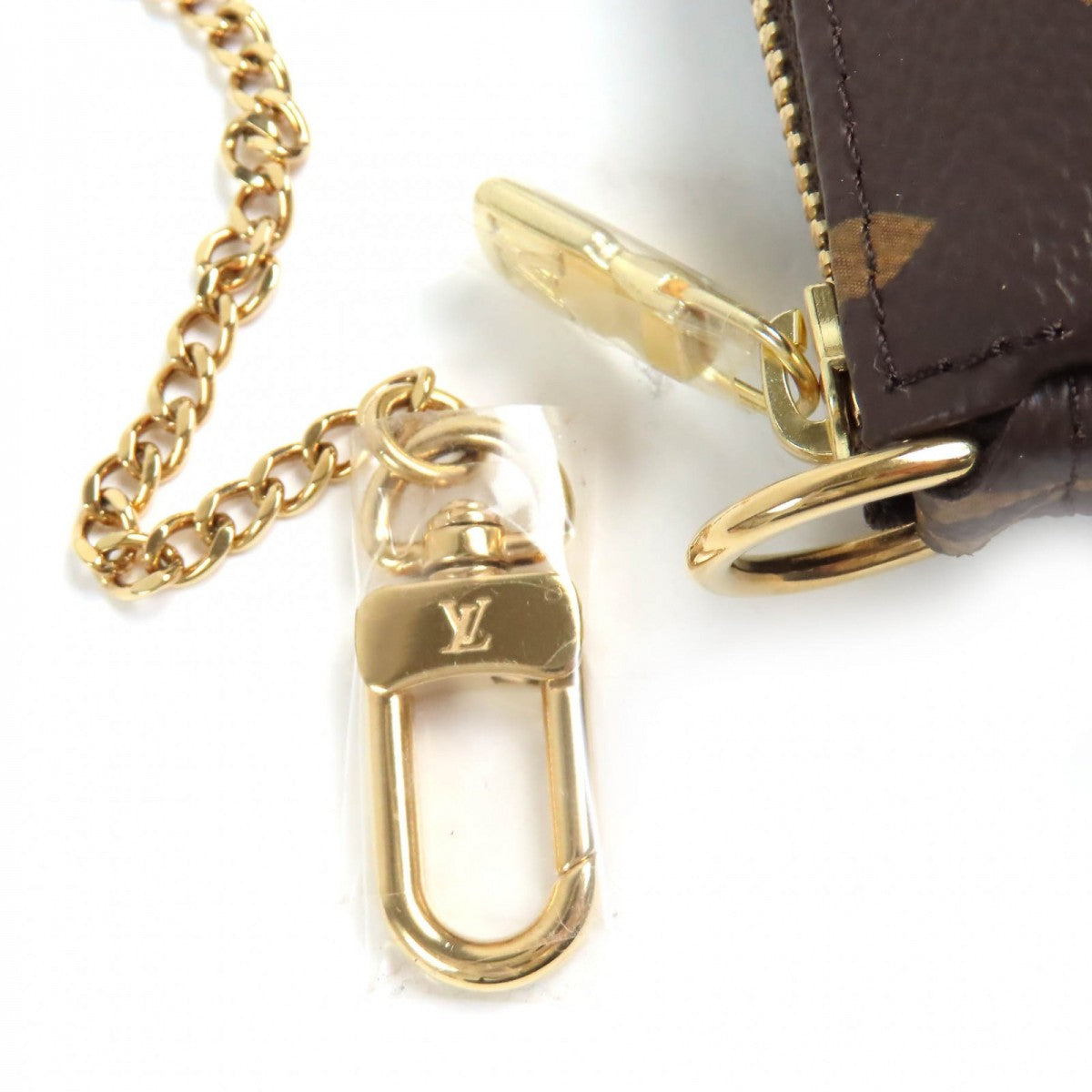 Louis Vuitton Pouch M58009 Main