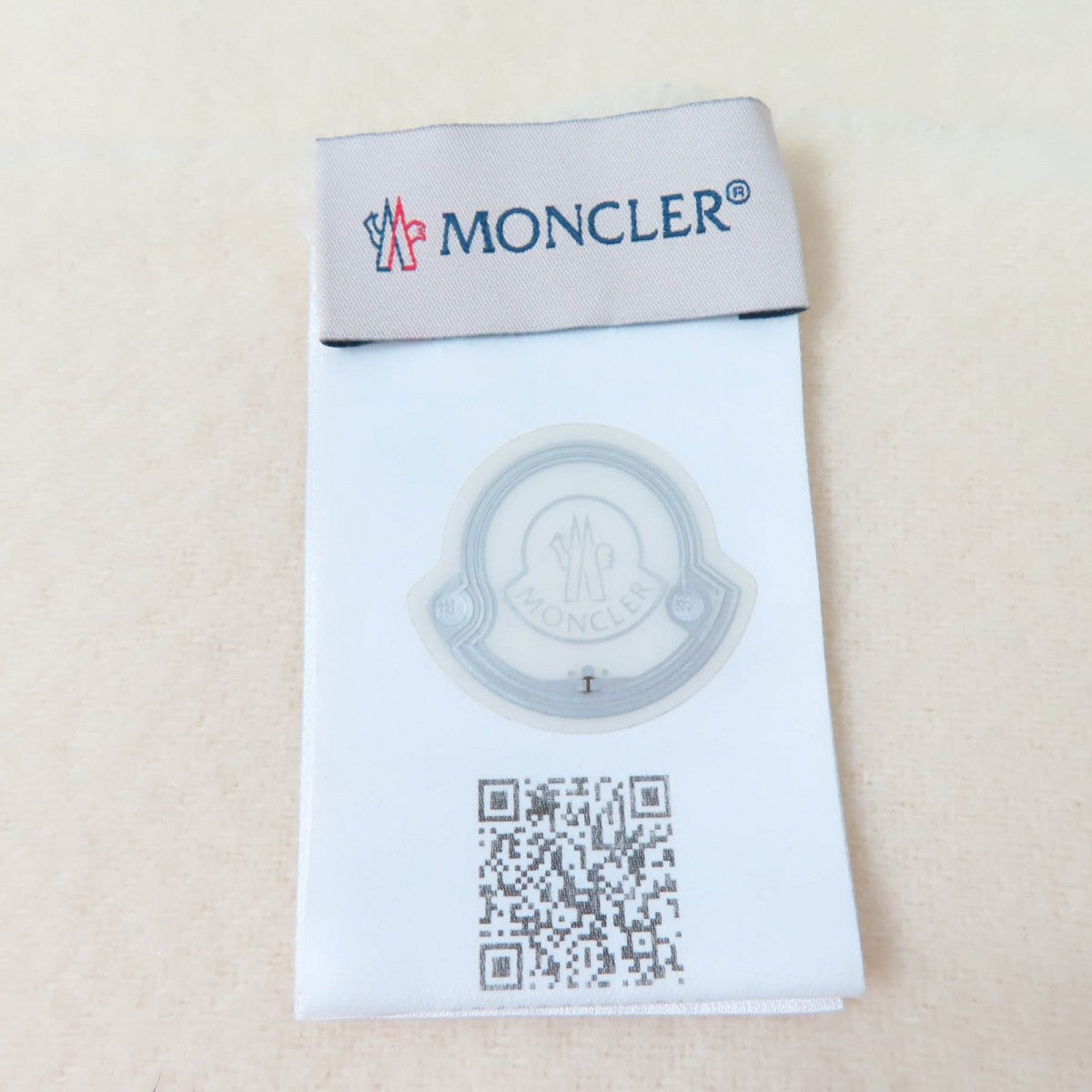 Moncler Scarf Wool Ivory Sciarpa