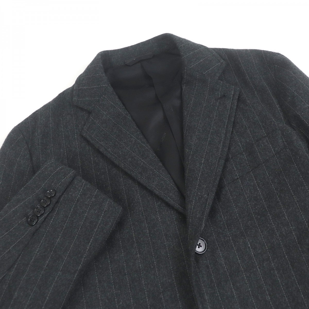 Hermes Suit Main