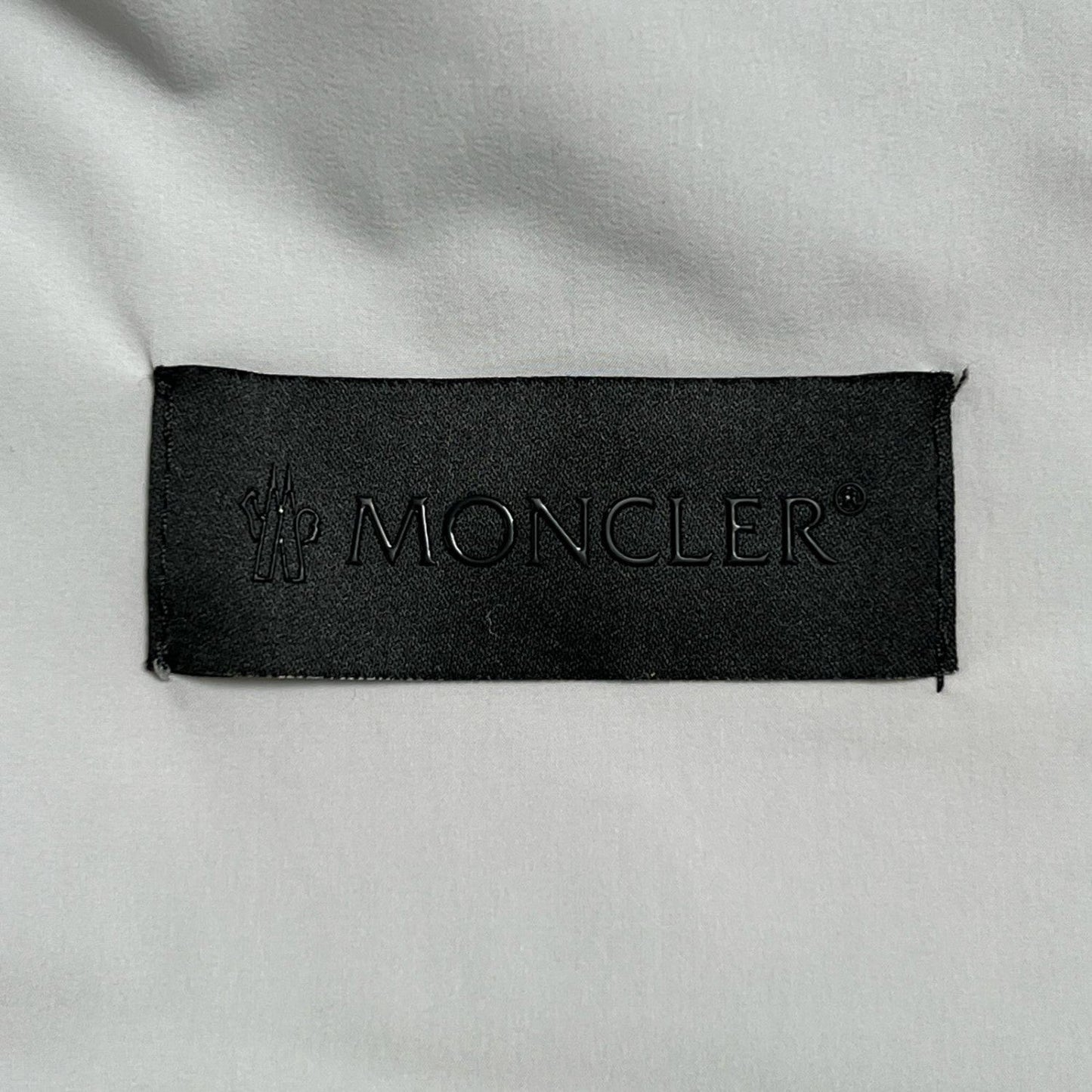 Moncler Pants G10912A77400 Nylon Gray Pantalone 44