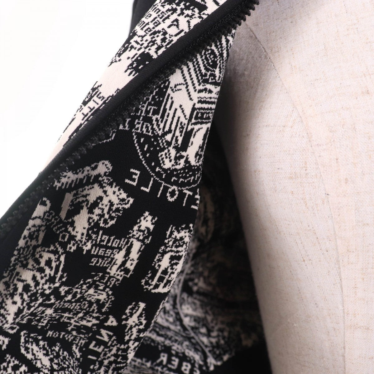 Christian Dior Cardigan 324V50Am505 Rayon Black Plan De Paris 40