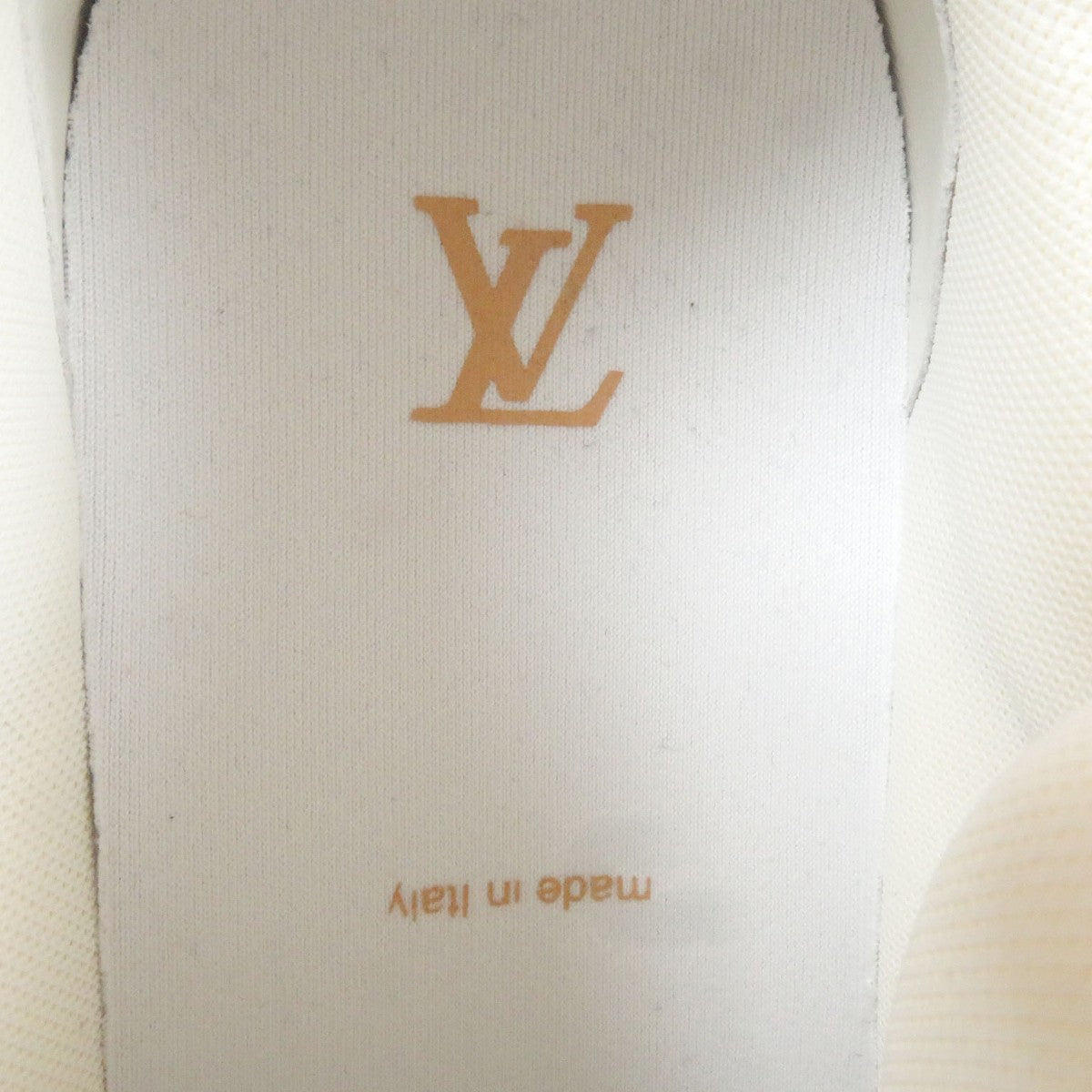 Louis Vuitton Low Cut Sneakers Leather Silver Lv Trainer Line 9