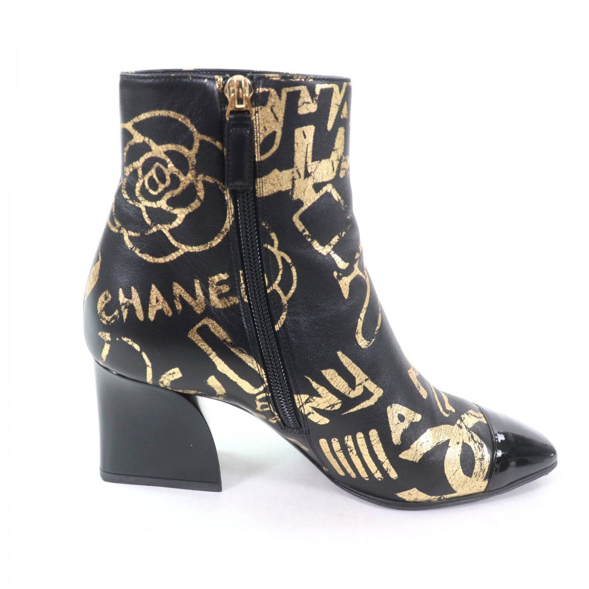 Chanel Short Boots G35073 Leather Black Gold 36