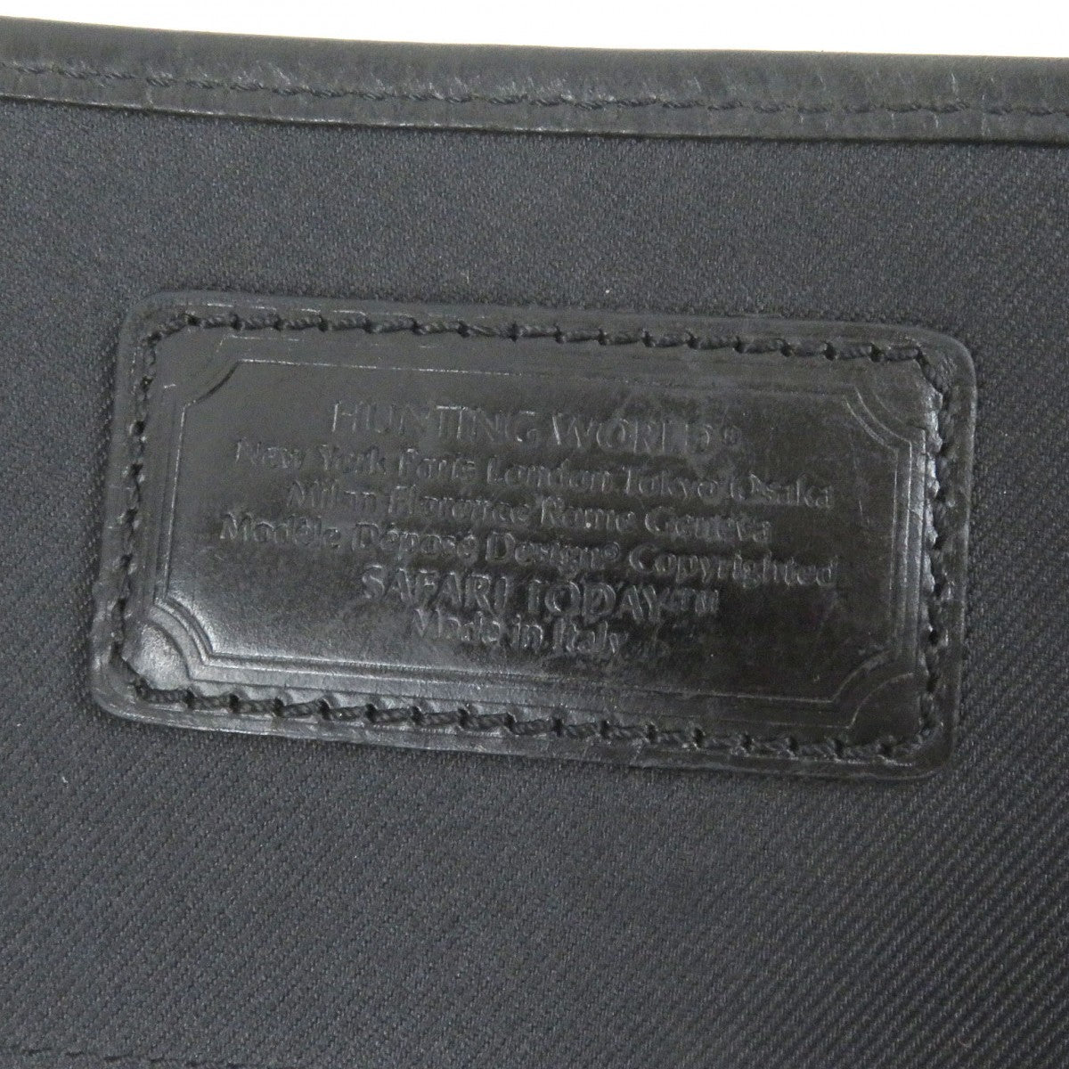 Hunting World Shoulder Bag Canvas Black Safari Today Carryall