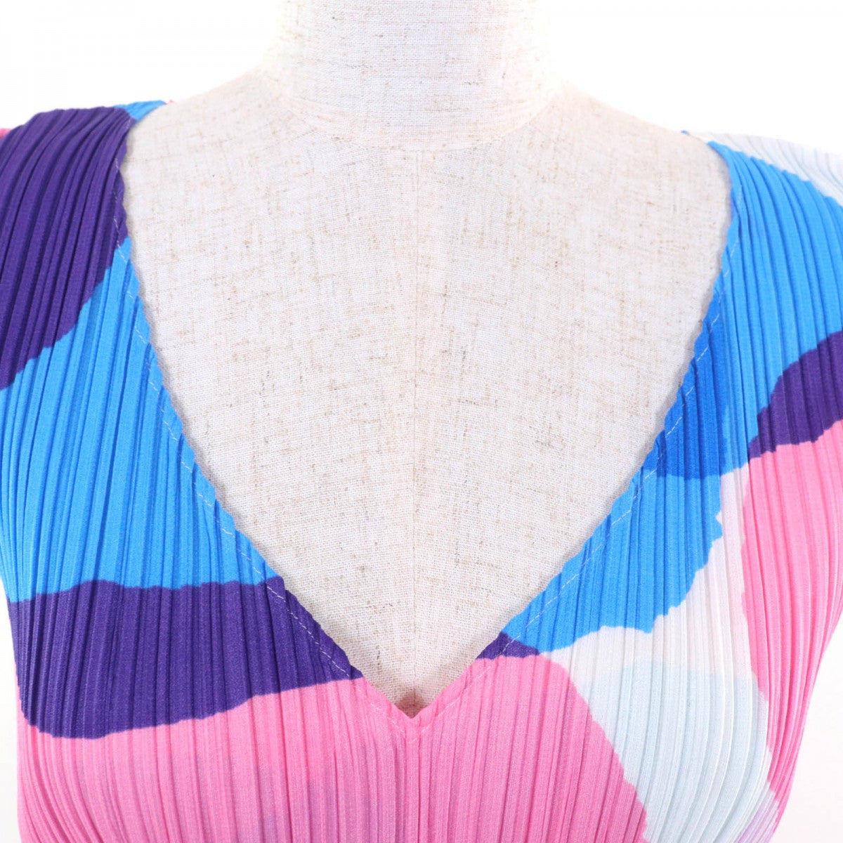 Pleats Please Cut Pp81-Jk712 Polyester Multi 3