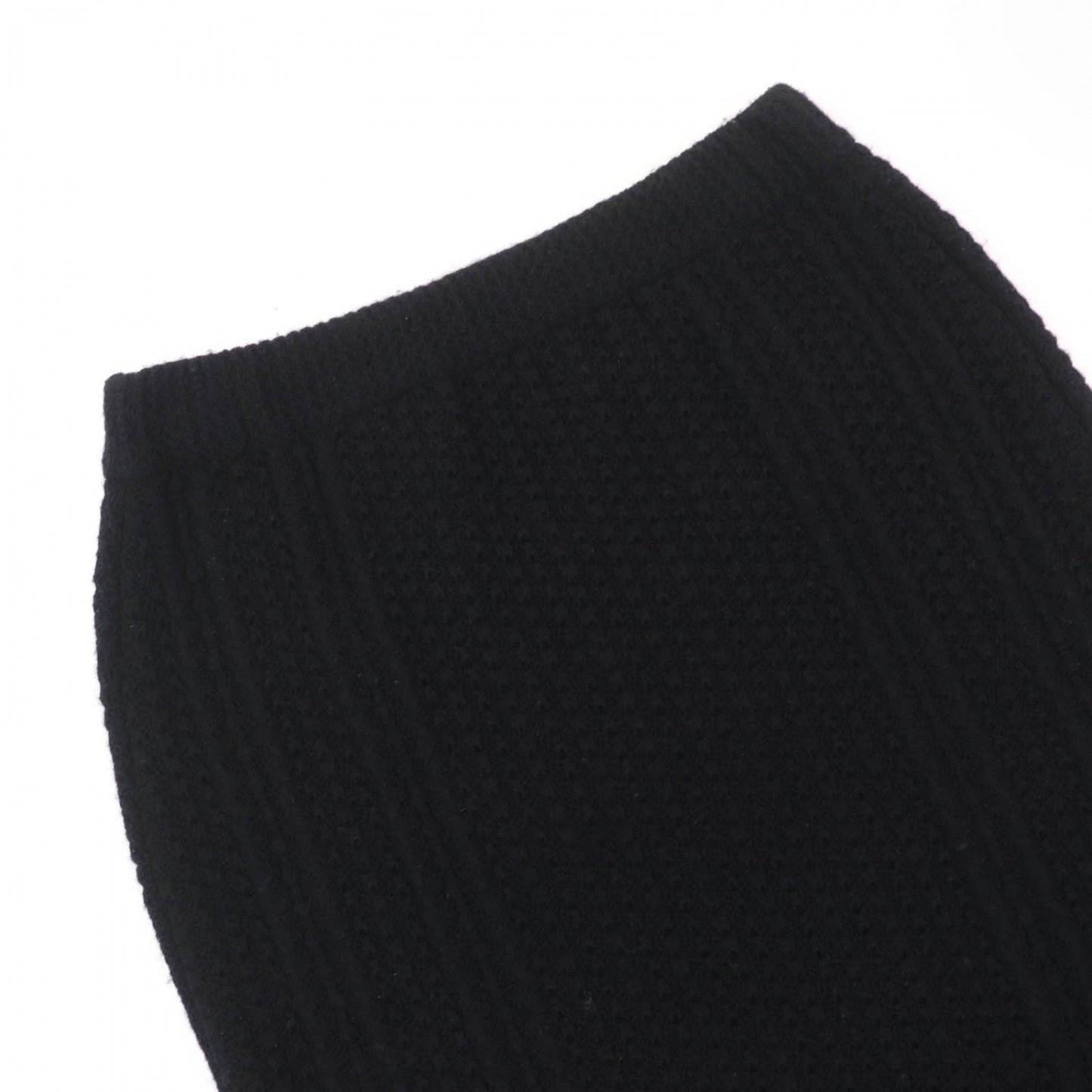 Chanel Tight Skirt 17B P57346K07533 Cashmere Black 36