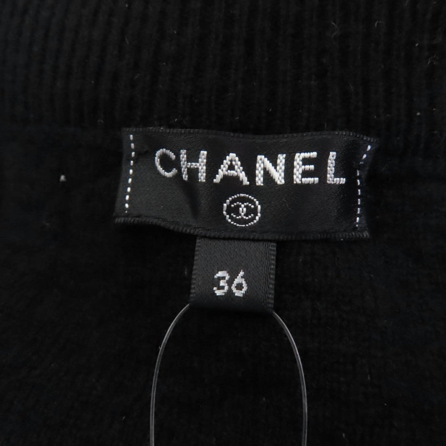 Chanel Tight Skirt 17B P57346K07533 Cashmere Black 36