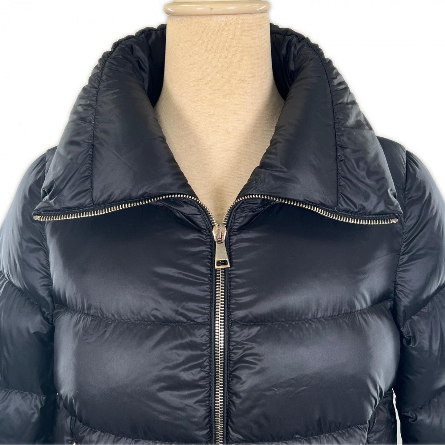 Moncler Down Jacket B20934638449 Nylon Black Anet