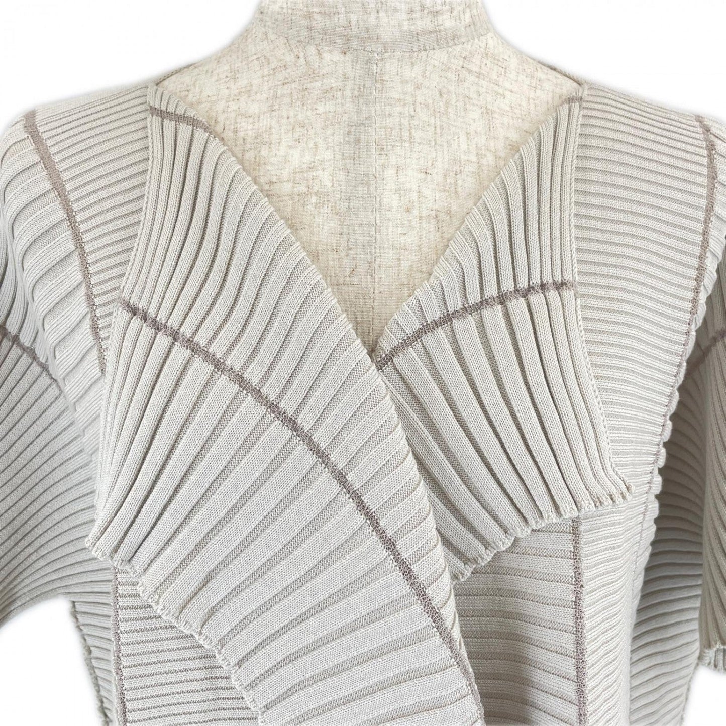 Issey Miyake Cardigan Im31Ko788 Polyester Gray 2