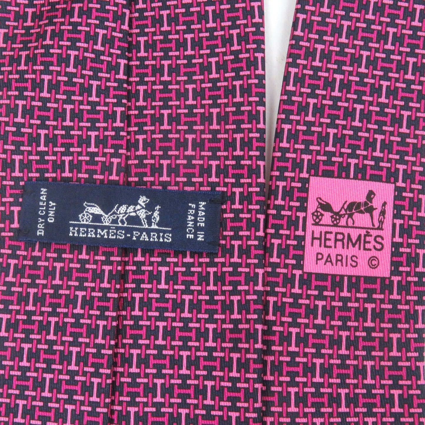 Hermes Tie 5647 Ea Silk Navy Pink