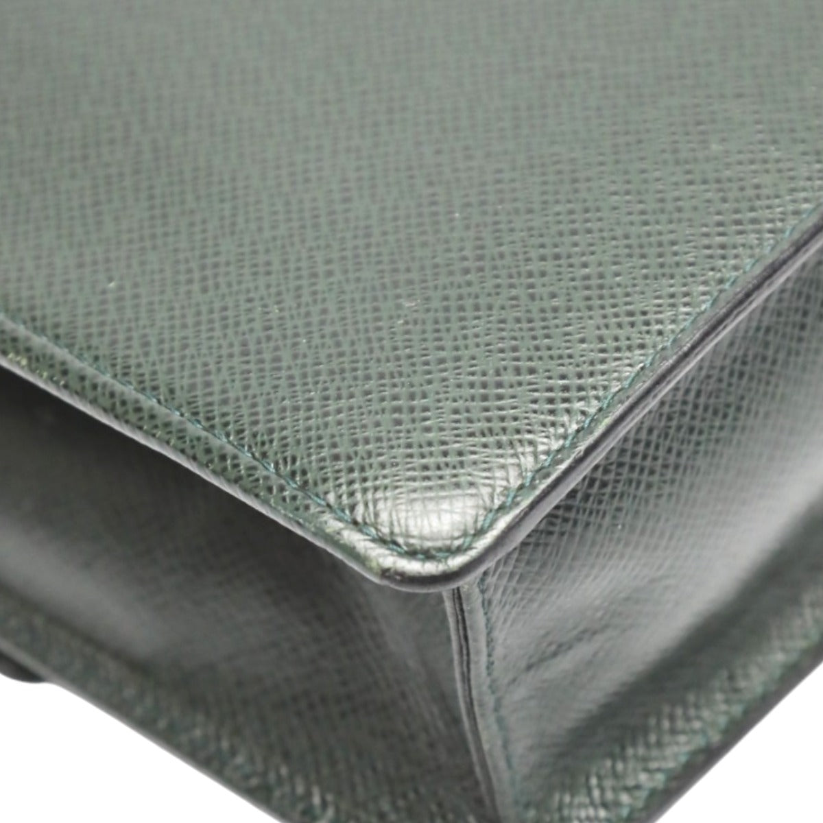 Louis Vuitton Business Bag M30776 Taiga Green Clutch Back Taiga Porto Doqun Mens