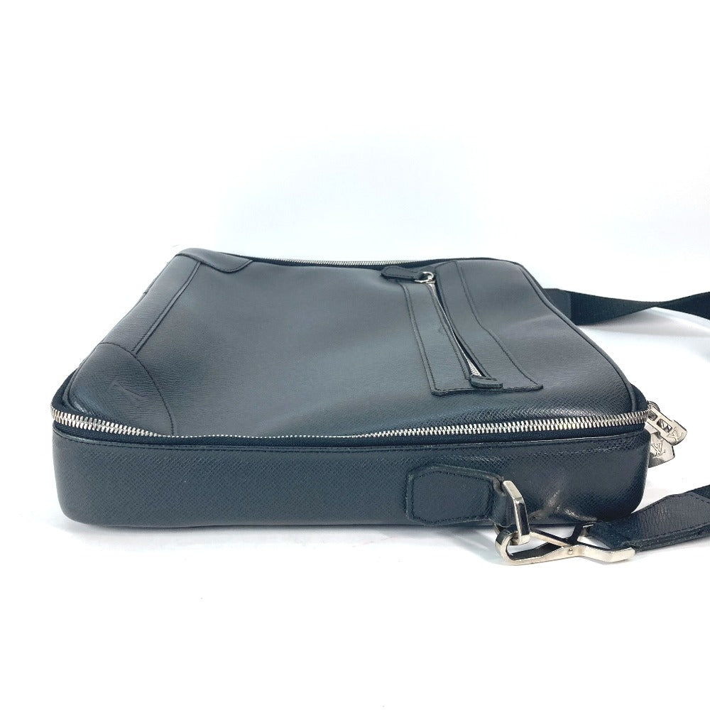 Louis Vuitton Business Bag M32522 Taiga Leather Black Taiga Porto Ordinatour Odessa Mens