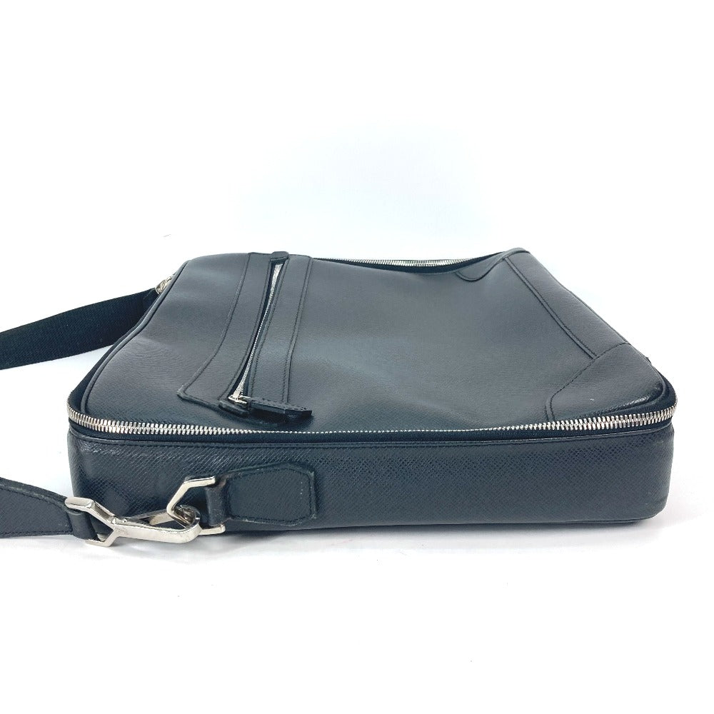 Louis Vuitton Business Bag M32522 Taiga Leather Black Taiga Porto Ordinatour Odessa Mens