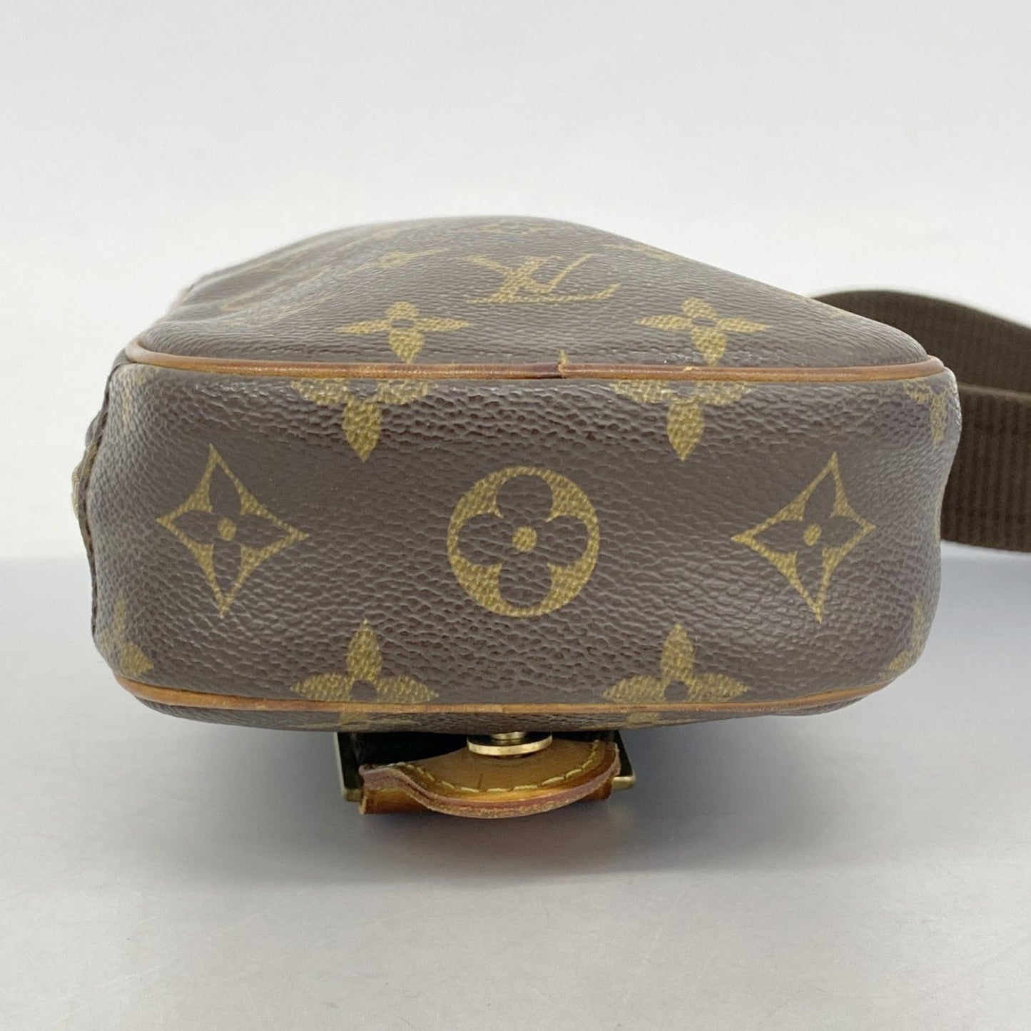 Louis Vuitton Monogram Pochette Ganjou Body Bag M51870 Brown