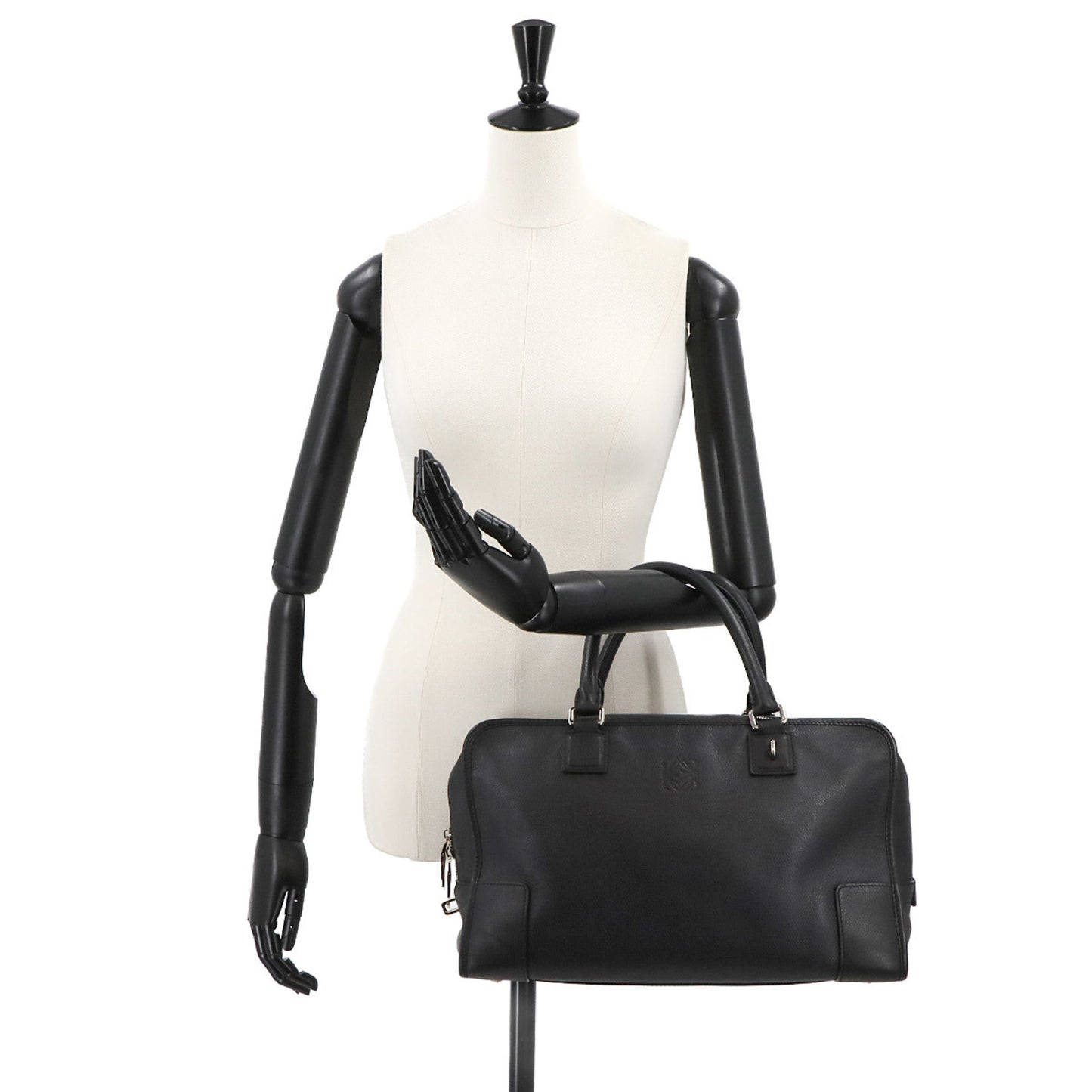 Loewe Amazona 36 Handbag In Black Leather
